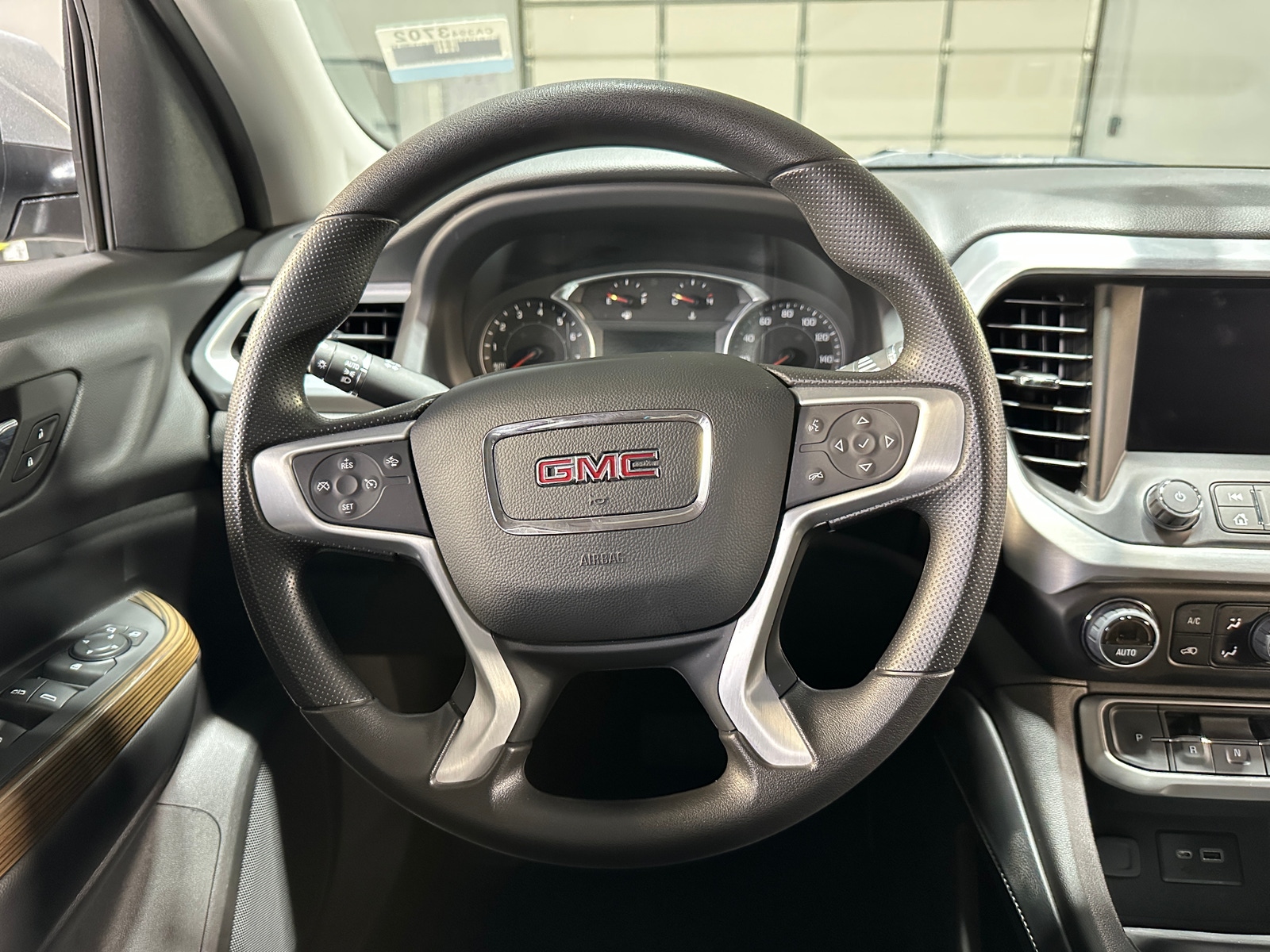 Thumbnail: 2023 GMC Acadia - 5