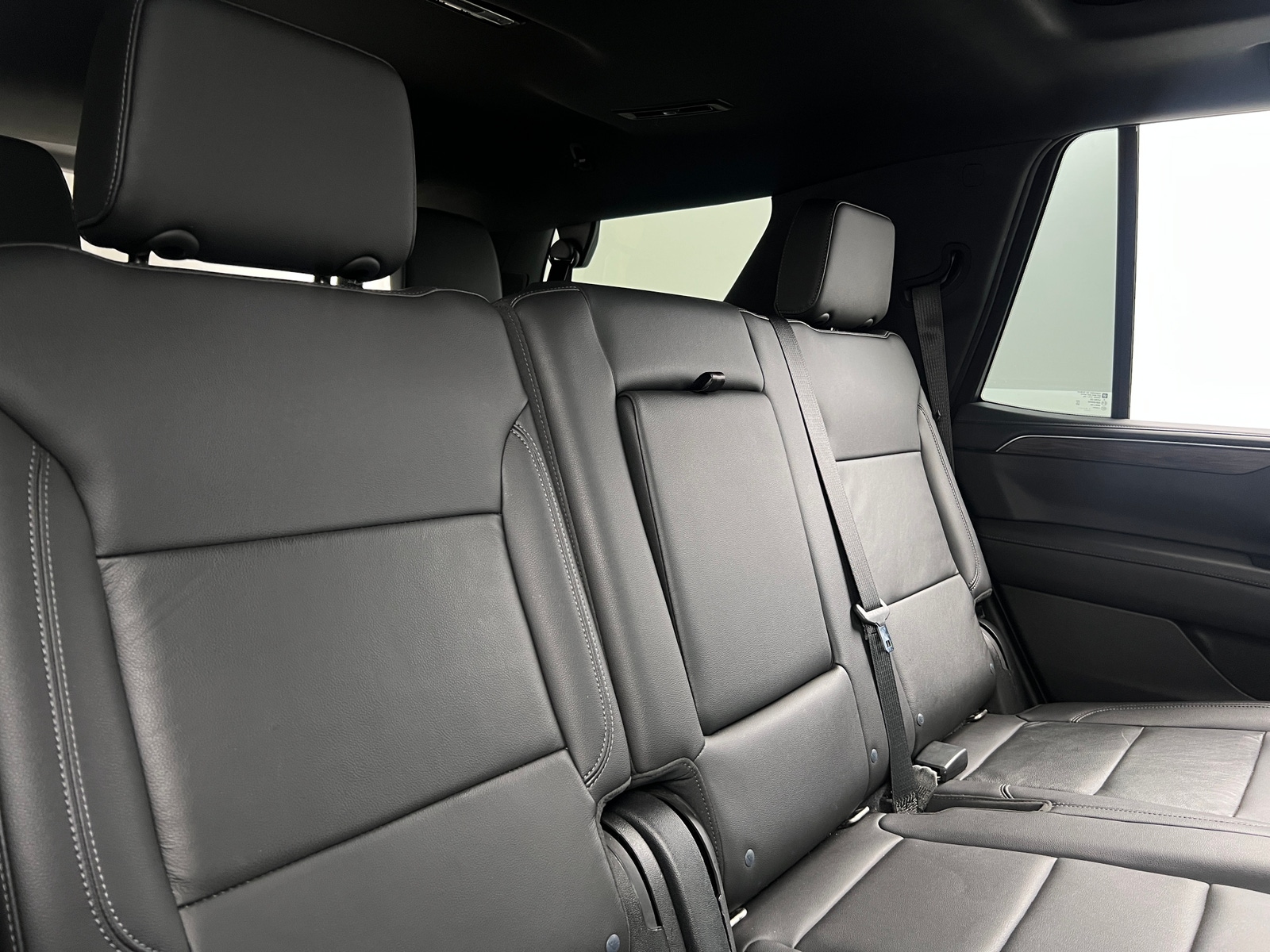 Thumbnail: 2021 Chevrolet Tahoe - 5