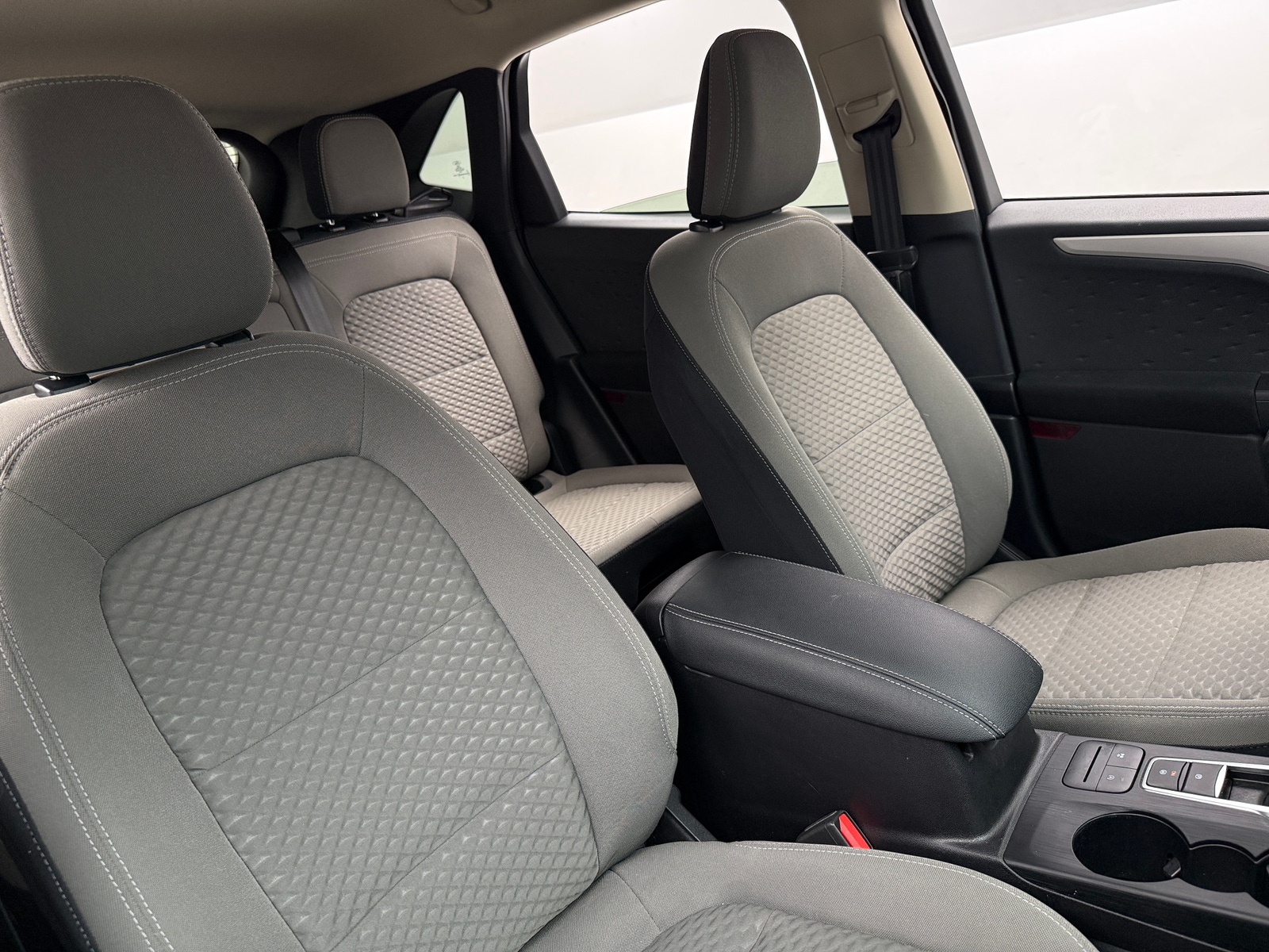 Thumbnail: 2020 Ford Escape - 2