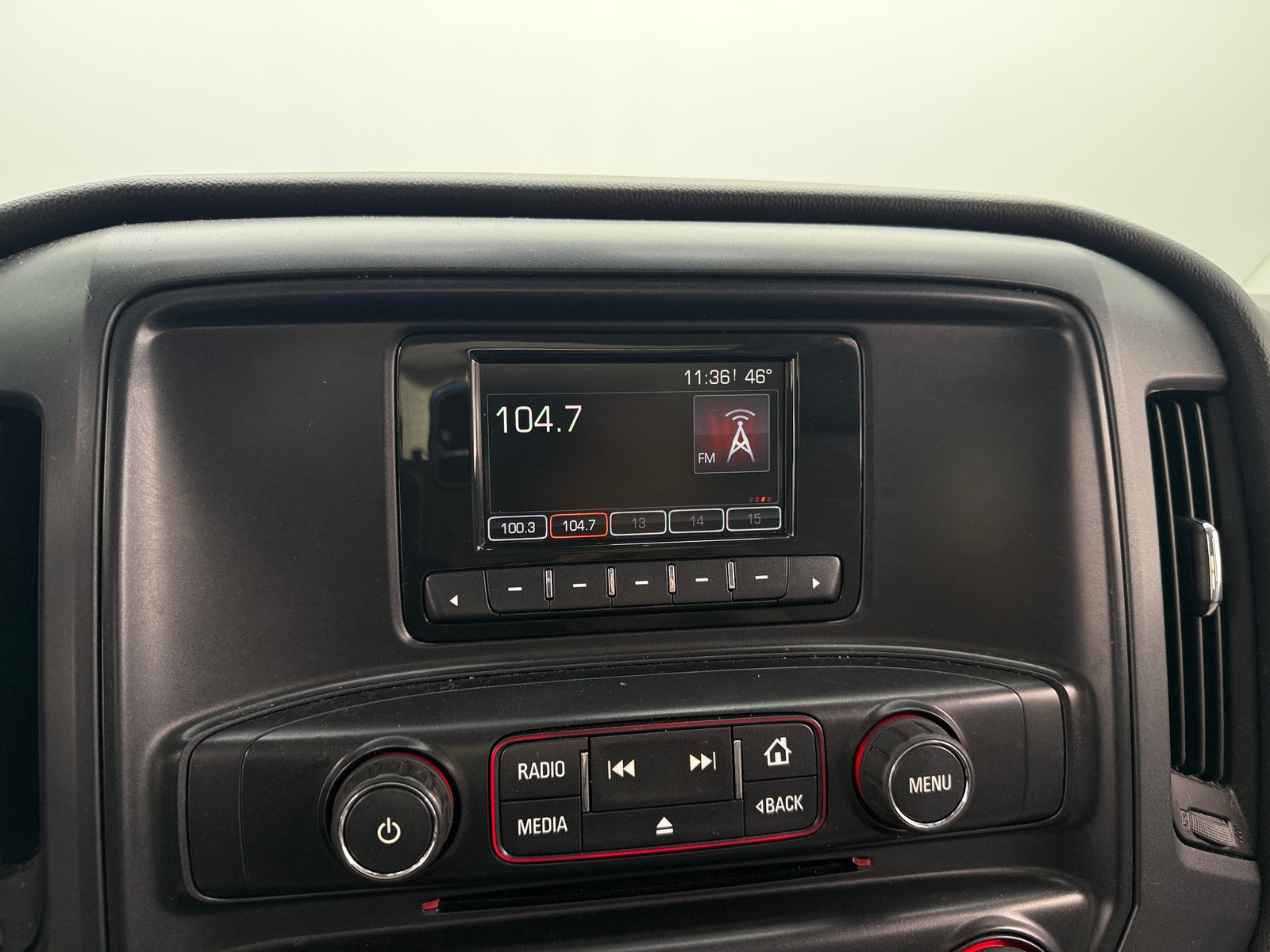 Thumbnail: 2015 GMC Sierra 1500 - 4