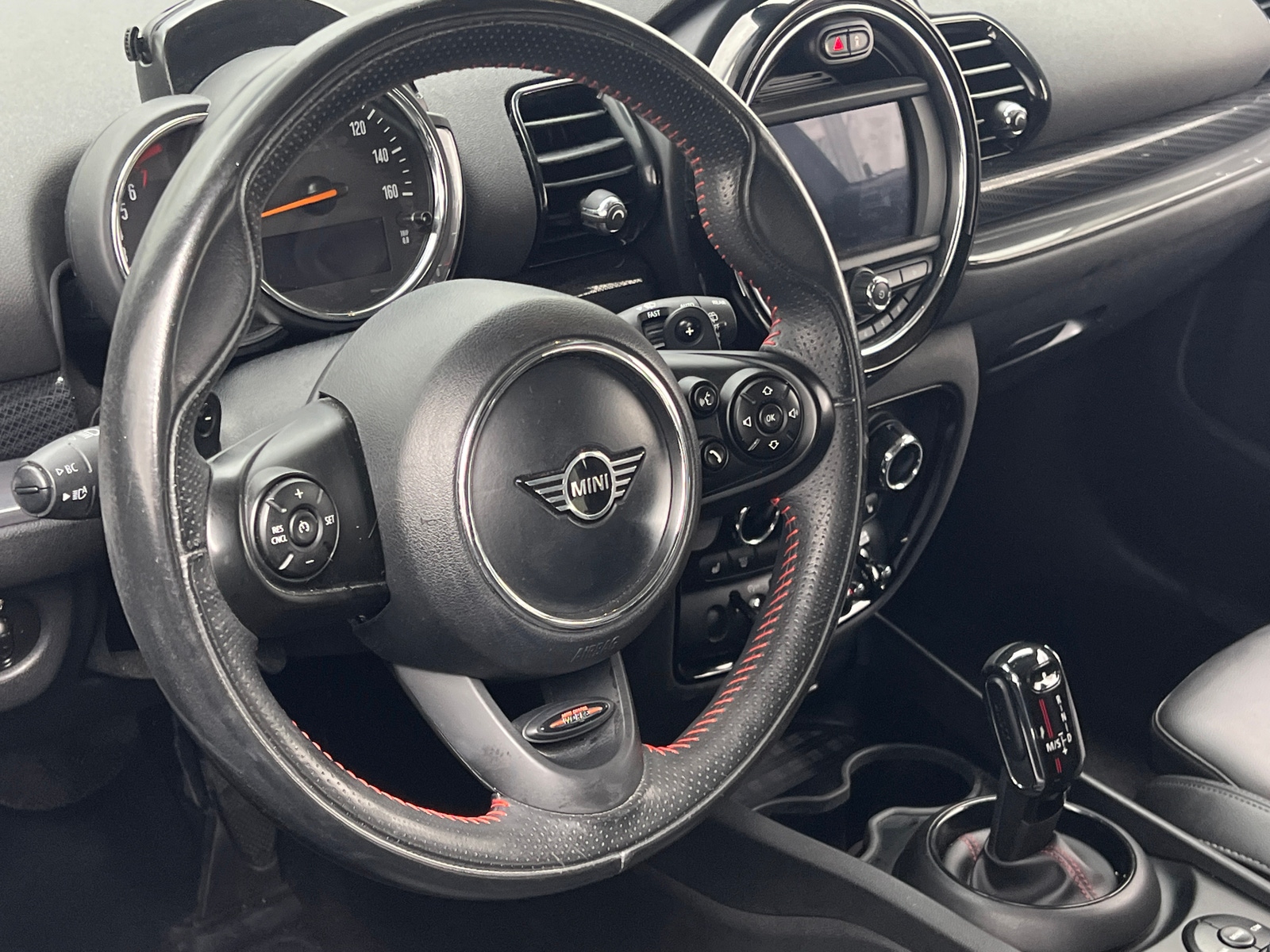 Thumbnail: 2020 MINI Cooper Clubman - 4