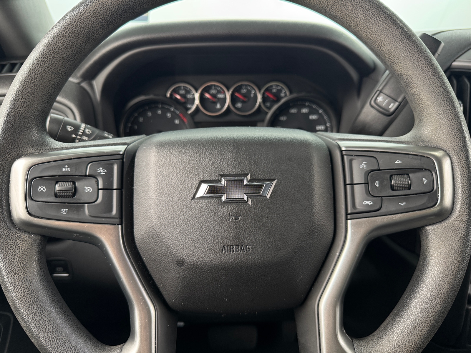 Thumbnail: 2022 Chevrolet Silverado 1500 - 5