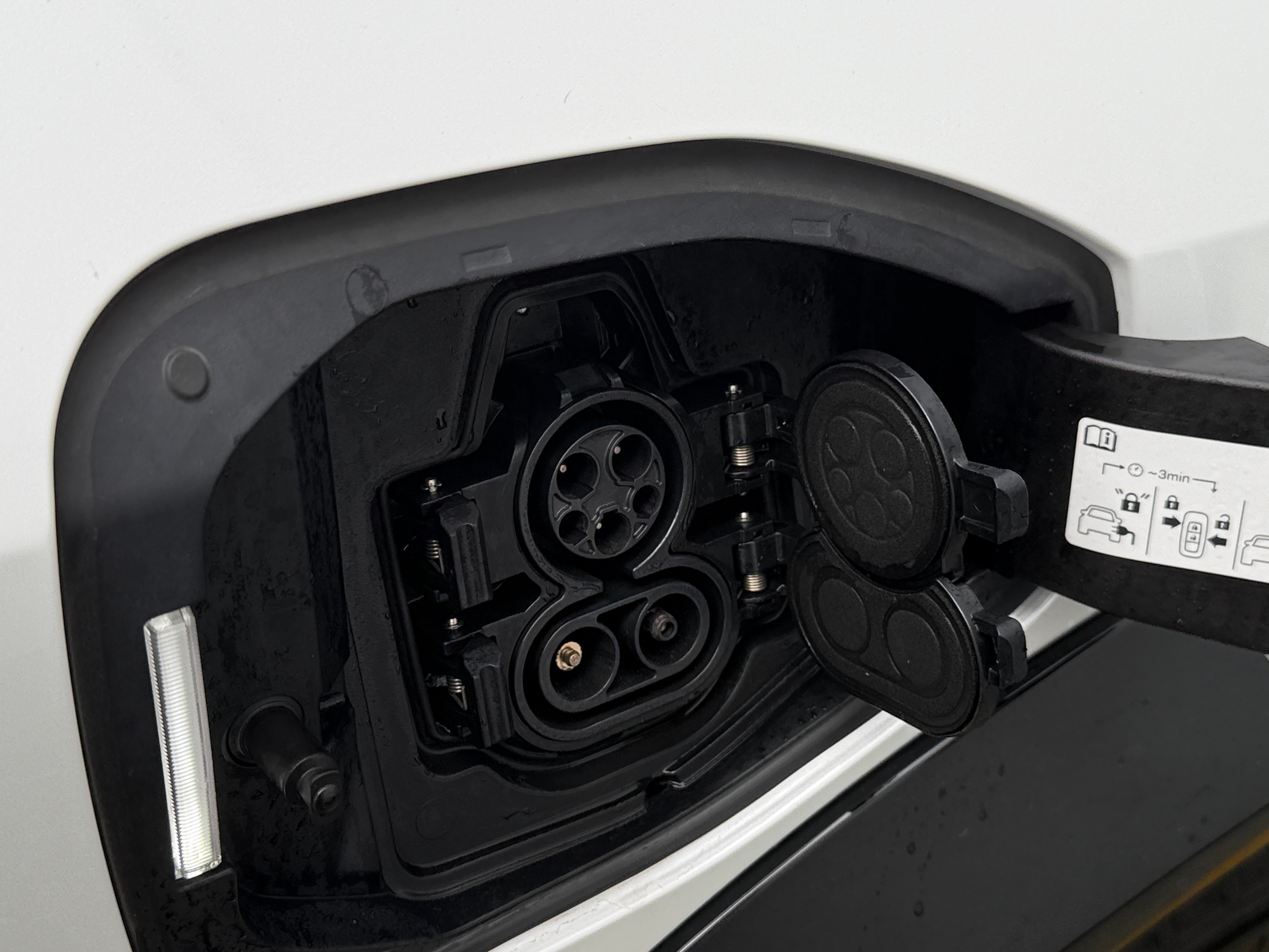 Used 2024 Nissan ARIYA Evolve+ with VIN JN1BF0BA5RM430029 for sale in Oak Creek, WI