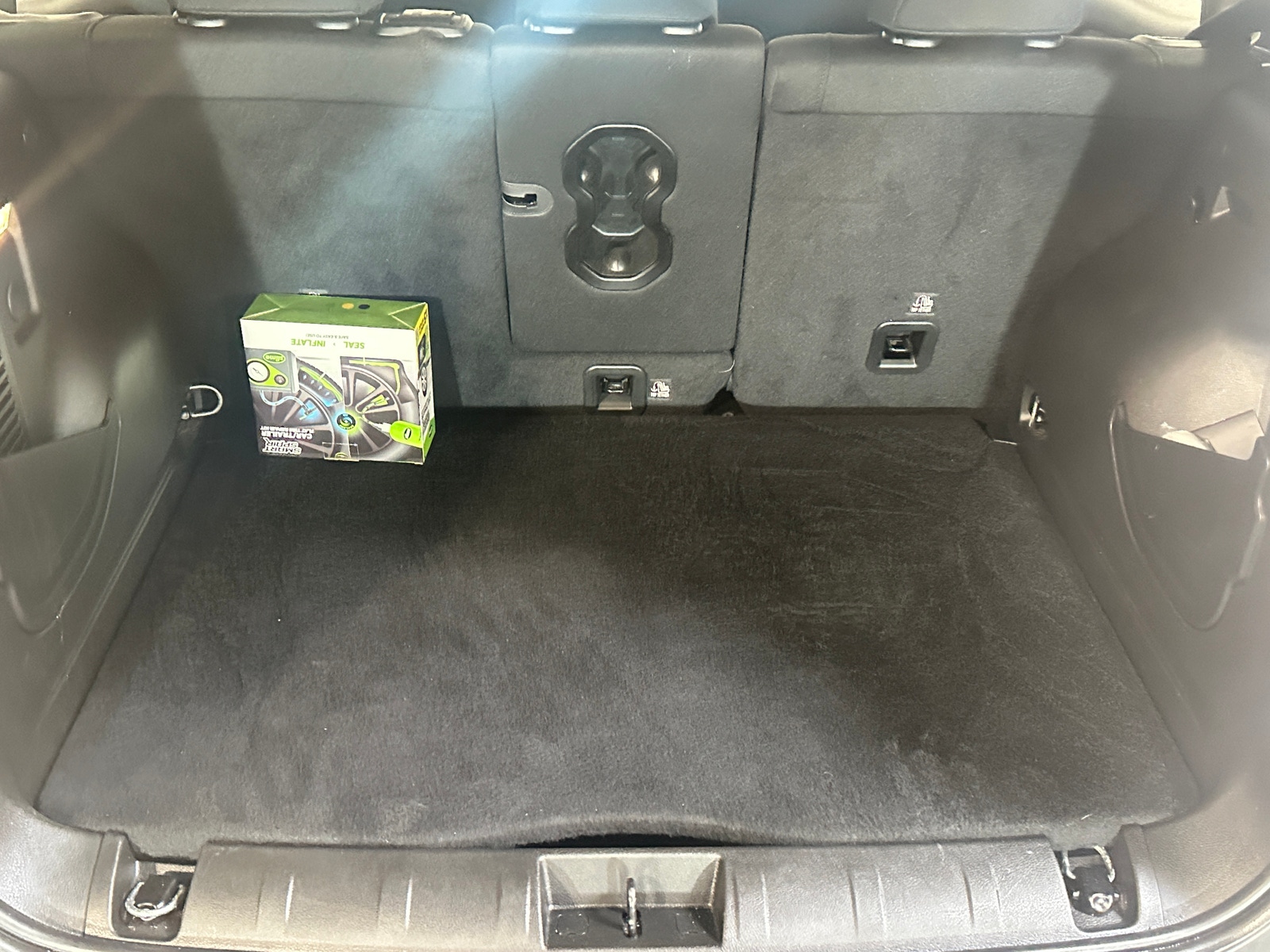 Thumbnail: 2022 Jeep Renegade - 7