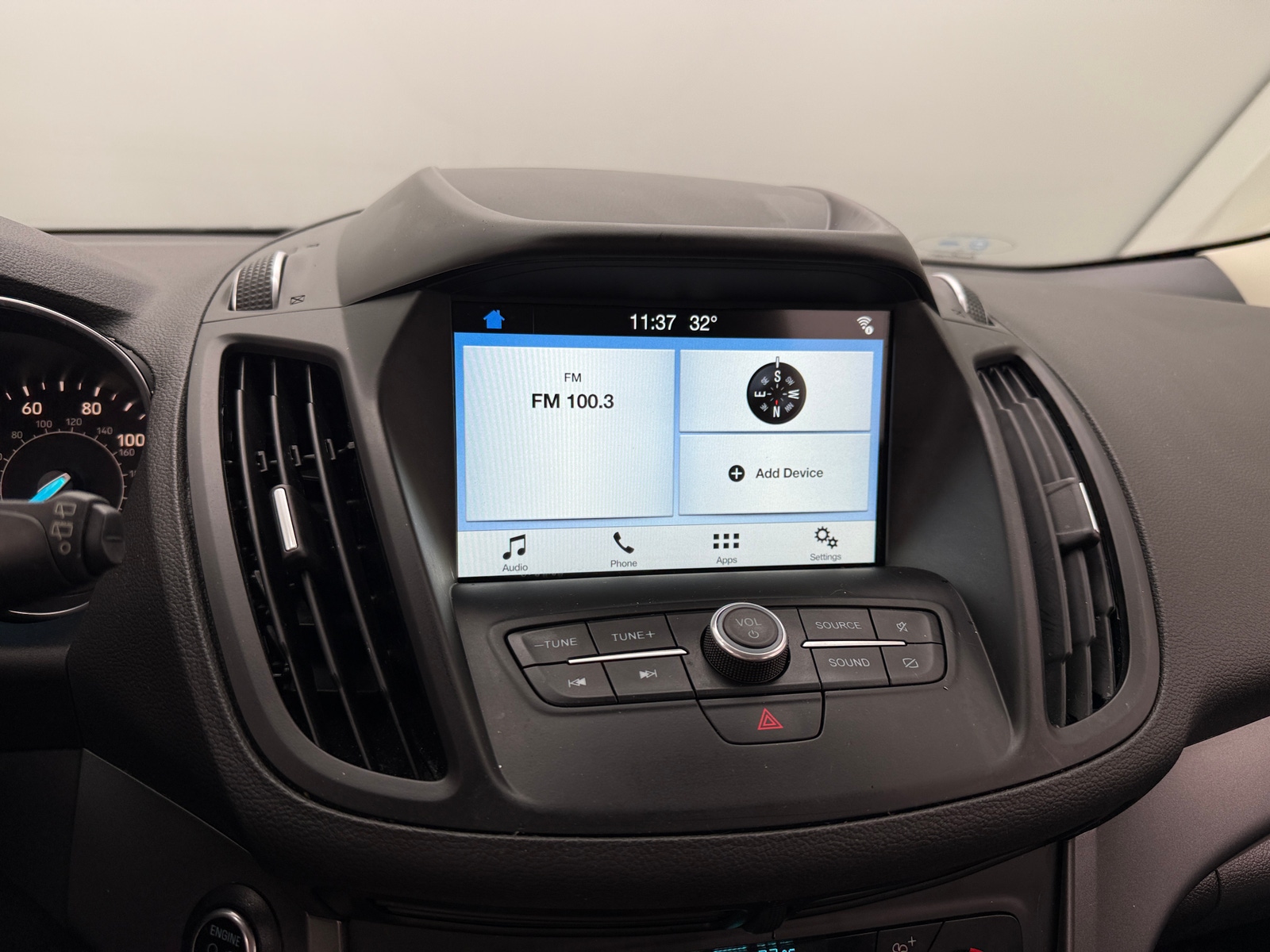 Thumbnail: 2019 Ford Escape - 4