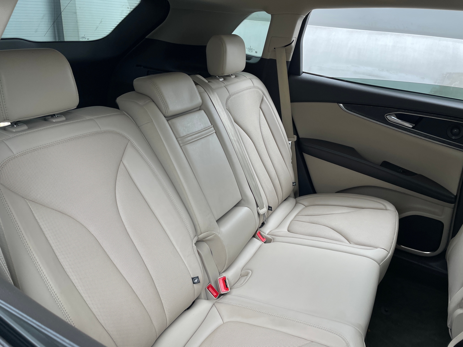 Thumbnail: 2019 Lincoln Nautilus - 5