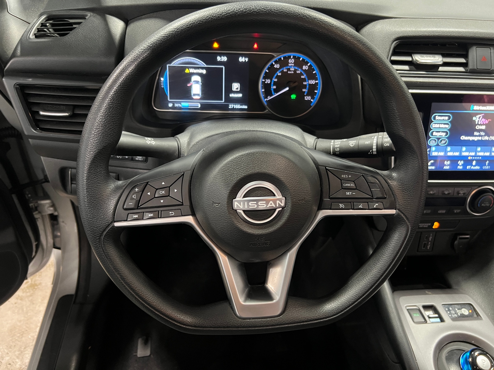 Thumbnail: 2024 Nissan Leaf - 5