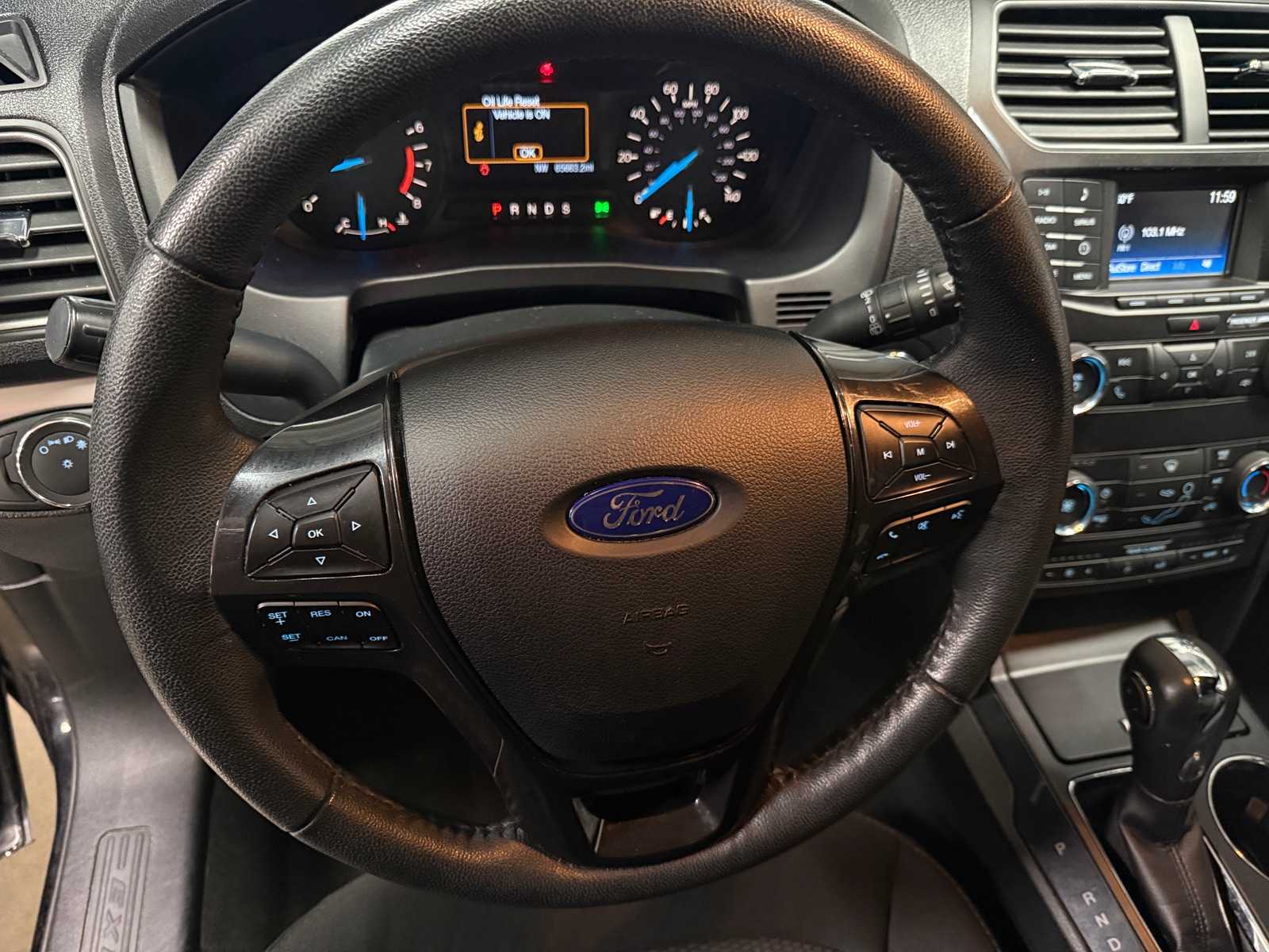 Thumbnail: 2019 Ford Explorer - 5