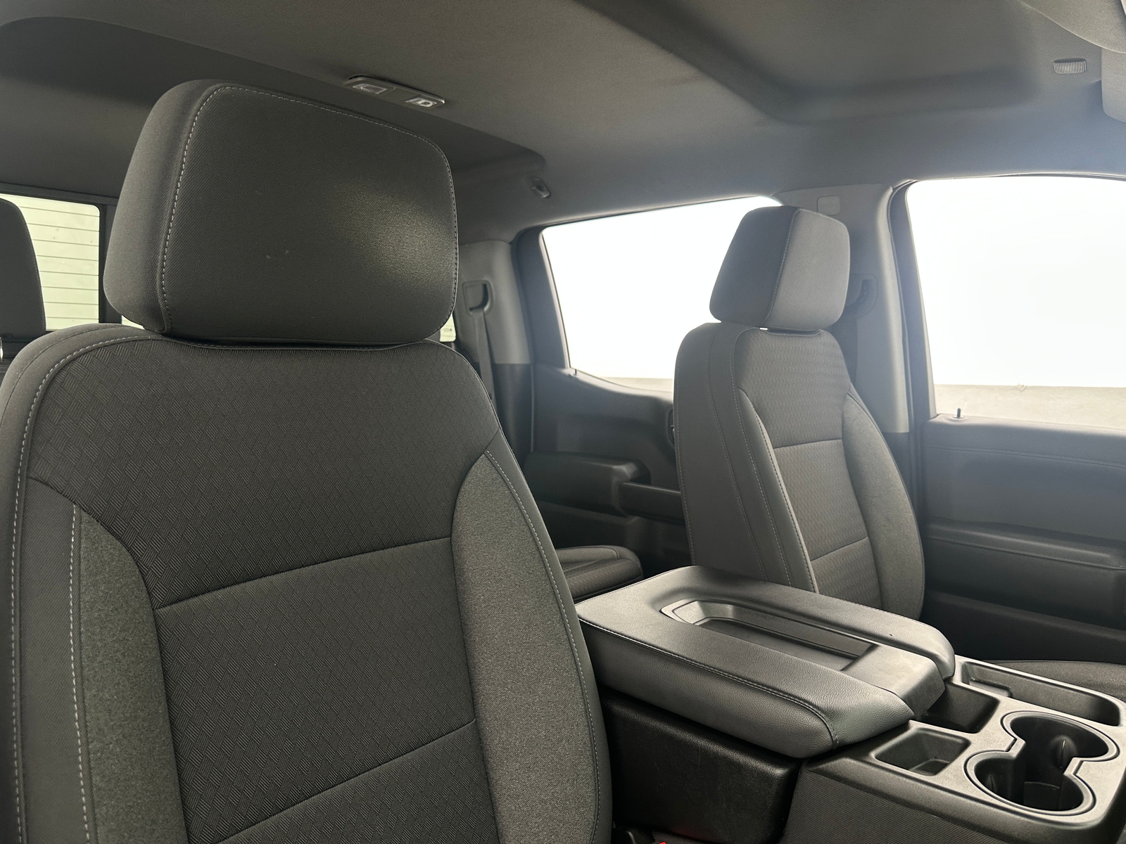 Thumbnail: 2020 Chevrolet Silverado 1500 - 2