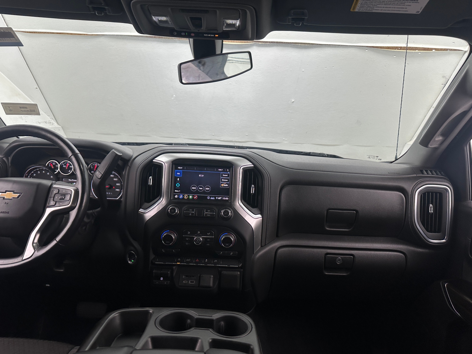 Thumbnail: 2020 Chevrolet Silverado 1500 - 3