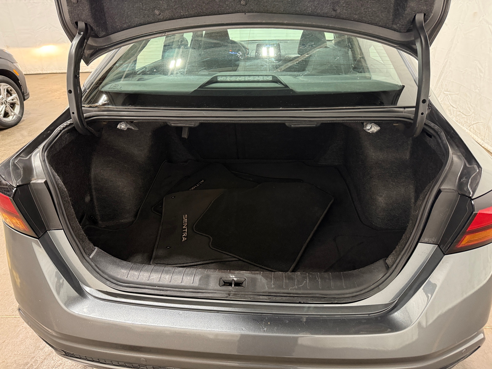 Thumbnail: 2024 Nissan Altima - 7