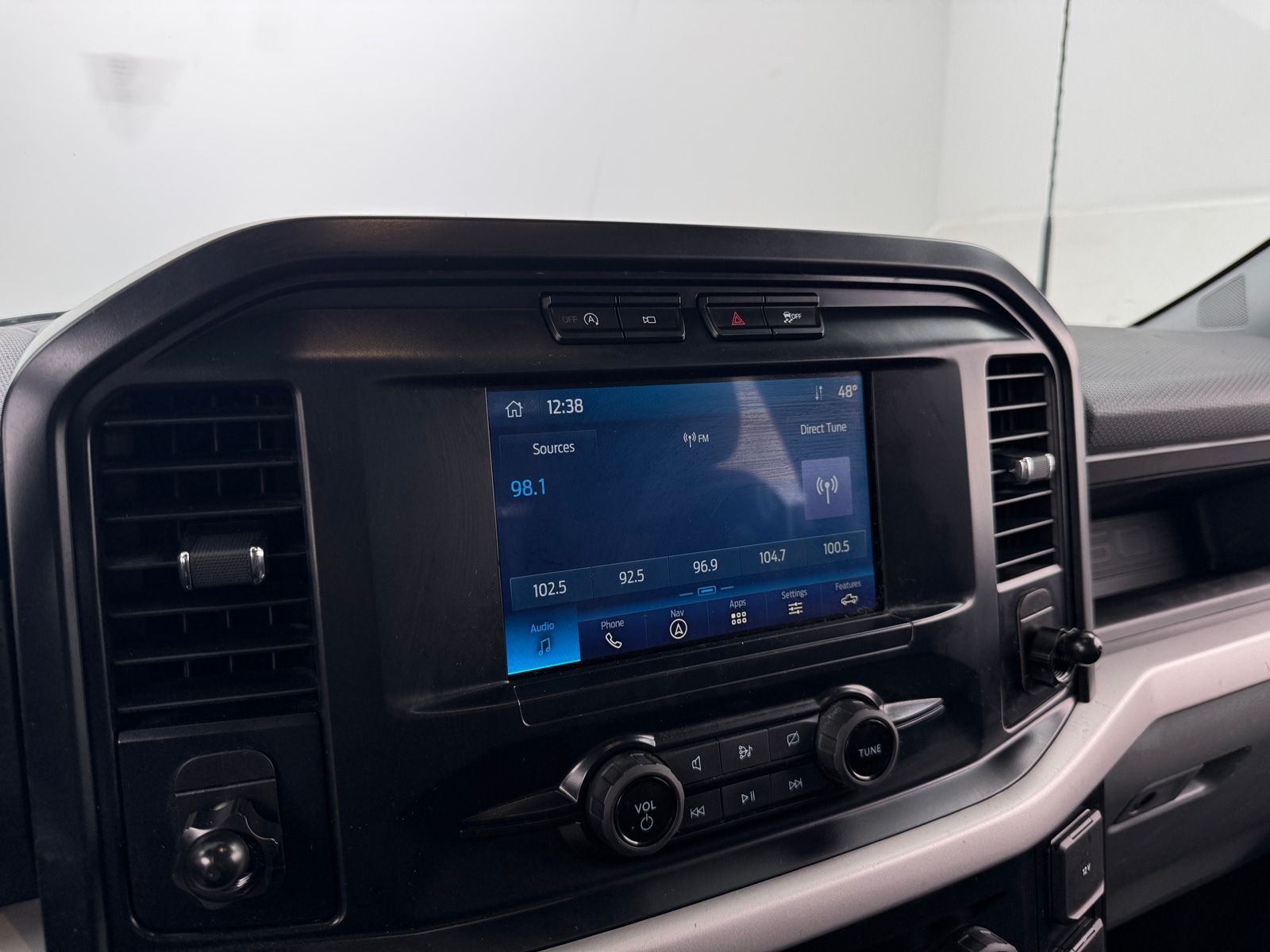 Thumbnail: 2023 Ford Econoline - 4