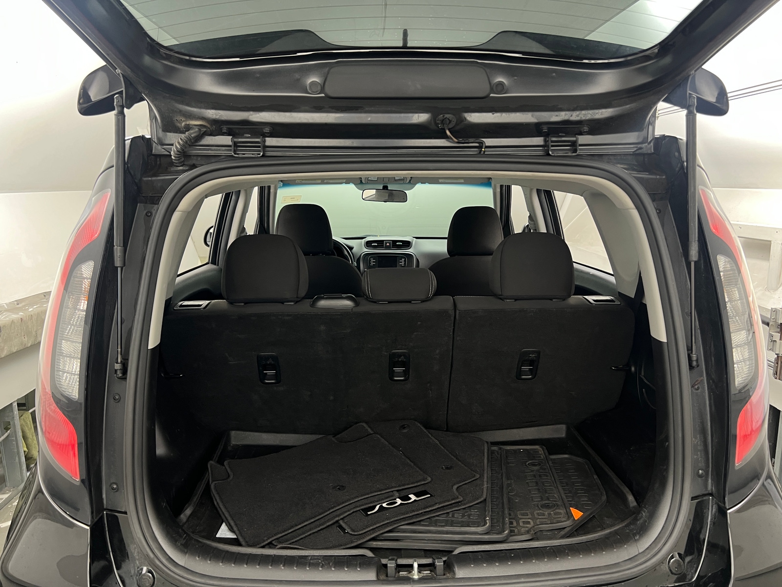 Thumbnail: 2017 Kia Soul - 7