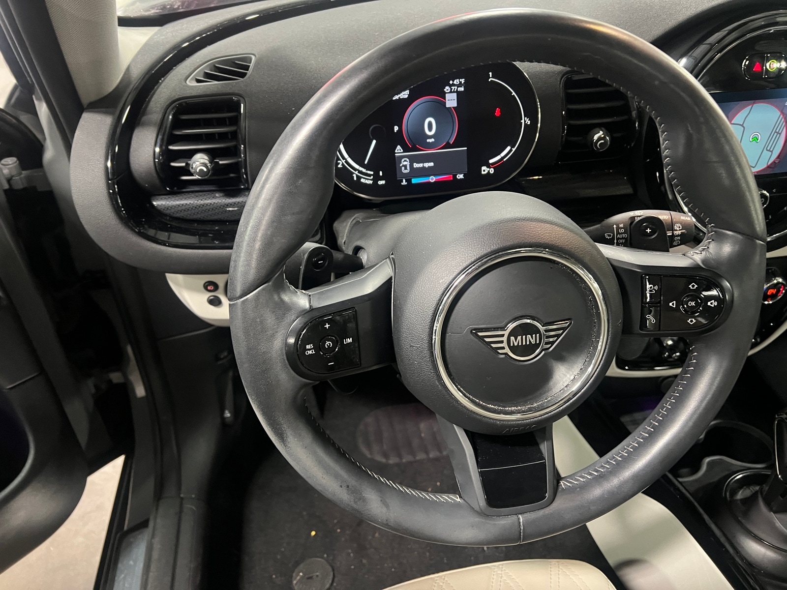 Thumbnail: 2022 MINI Cooper Clubman - 4