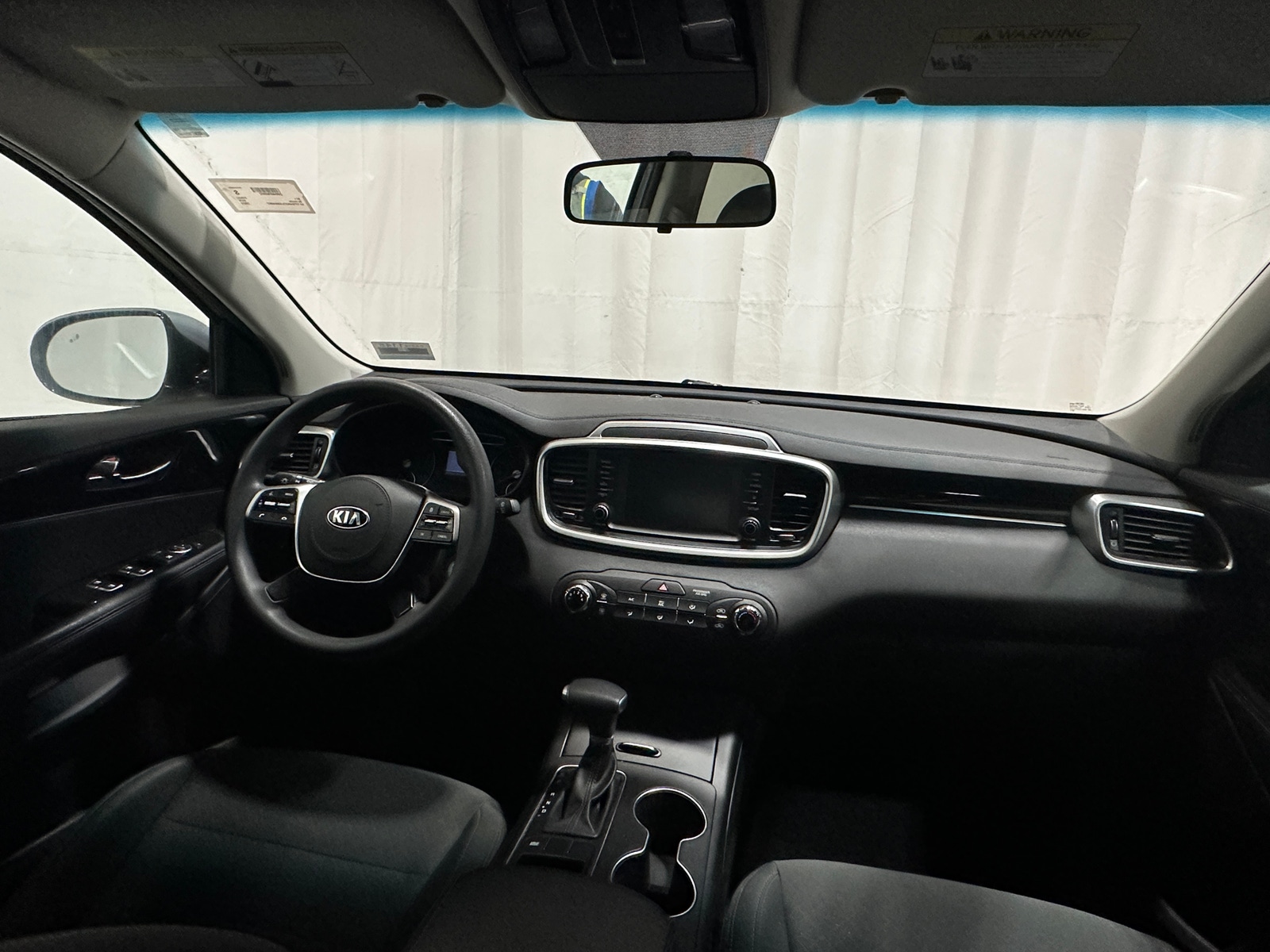 Thumbnail: 2020 Kia Sorento - 3