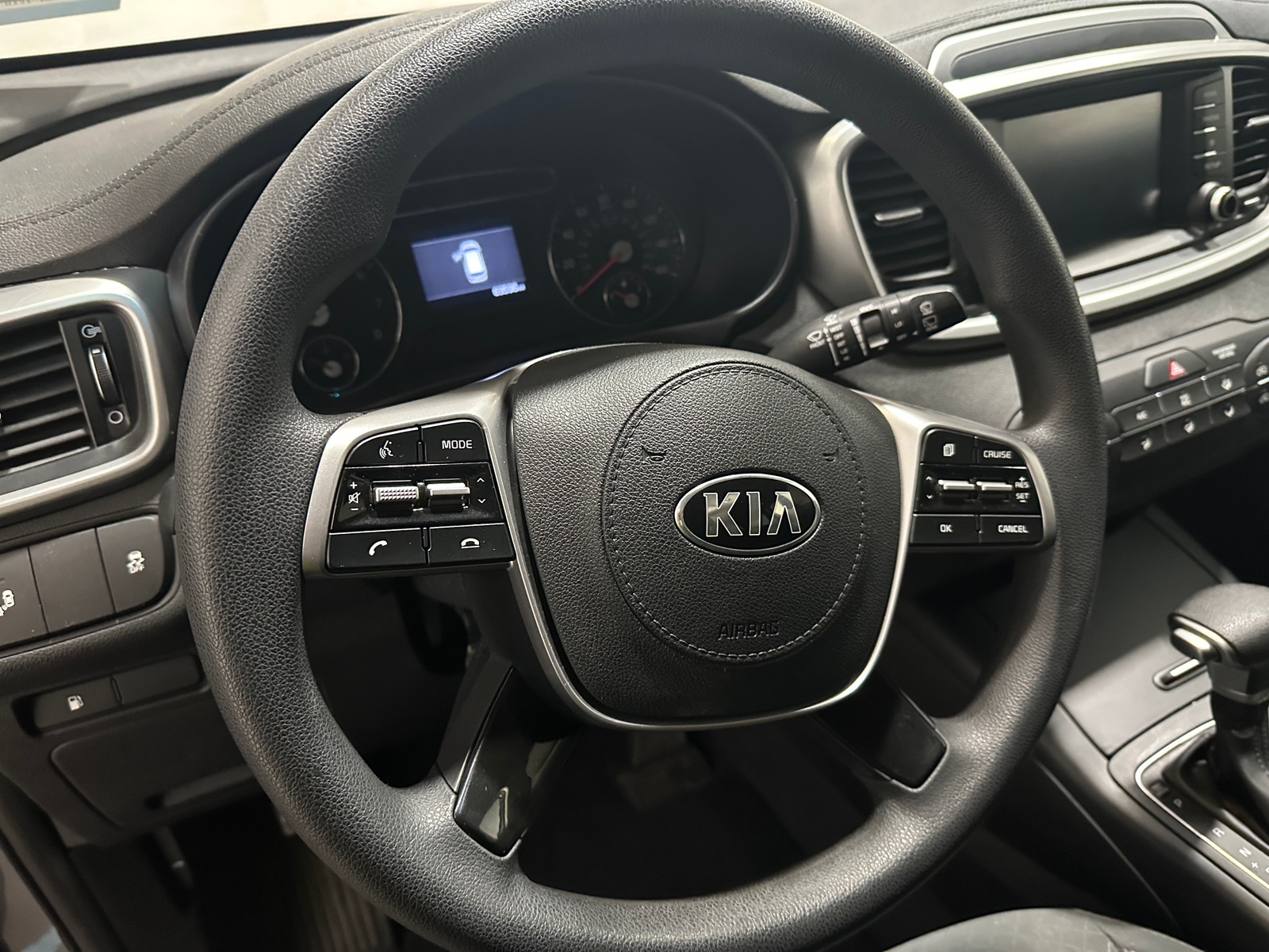 Thumbnail: 2020 Kia Sorento - 5