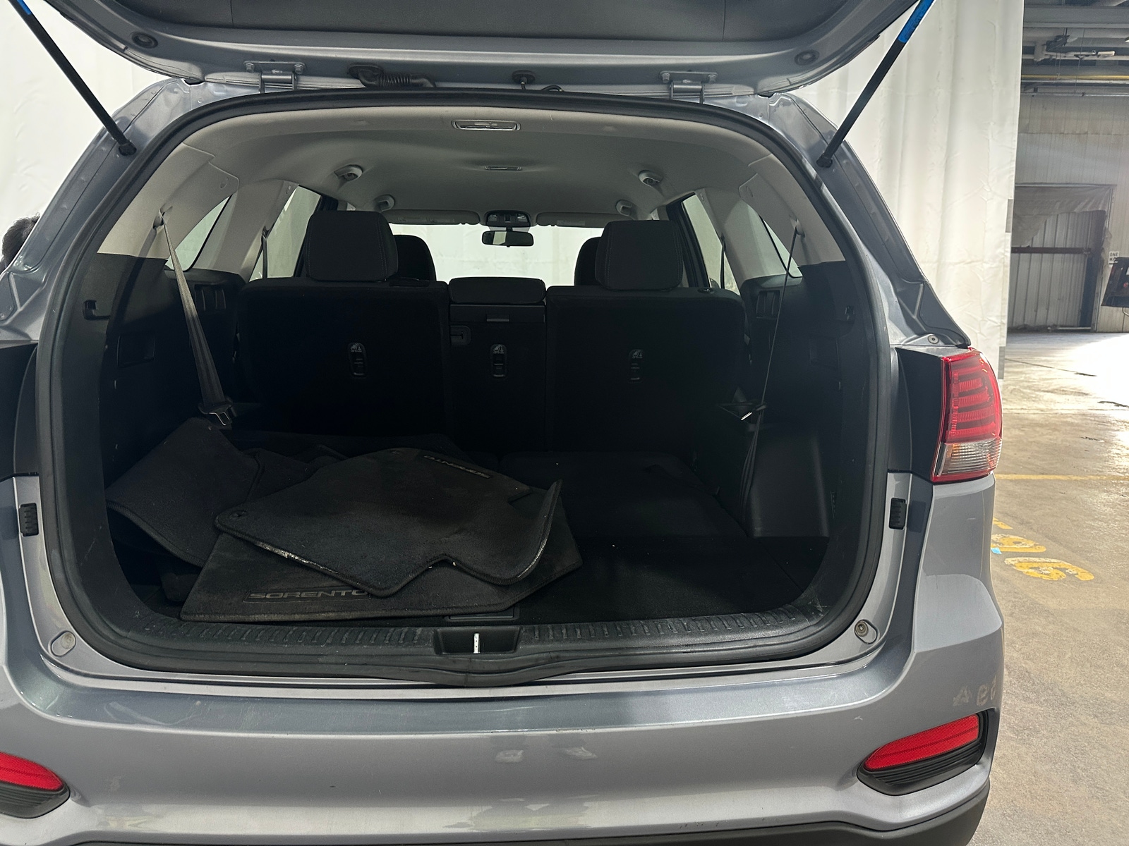 Thumbnail: 2020 Kia Sorento - 7