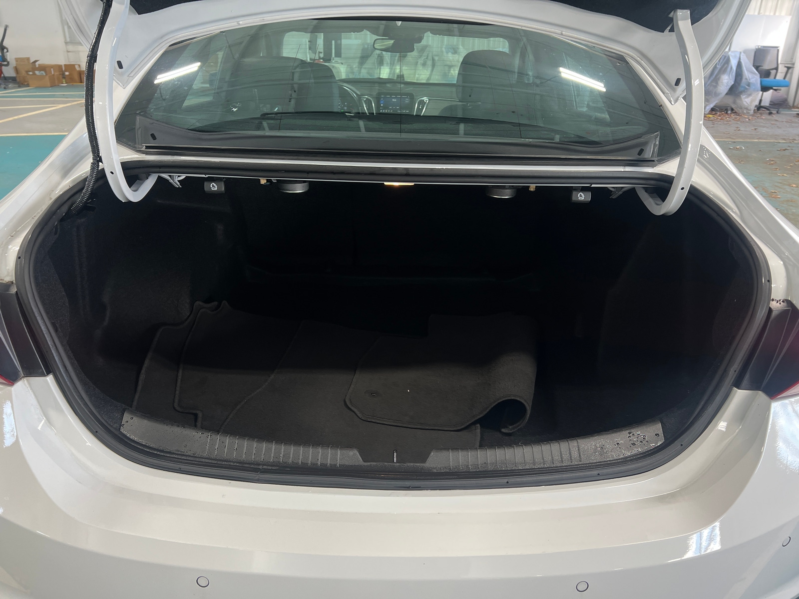 Thumbnail: 2024 Chevrolet Malibu - 6