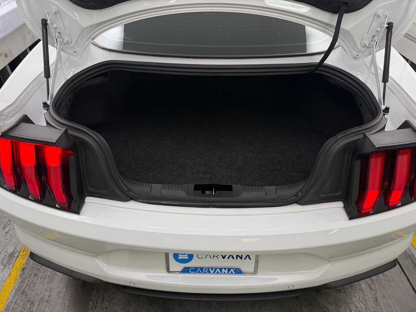 Thumbnail: 2020 Ford Mustang - 4