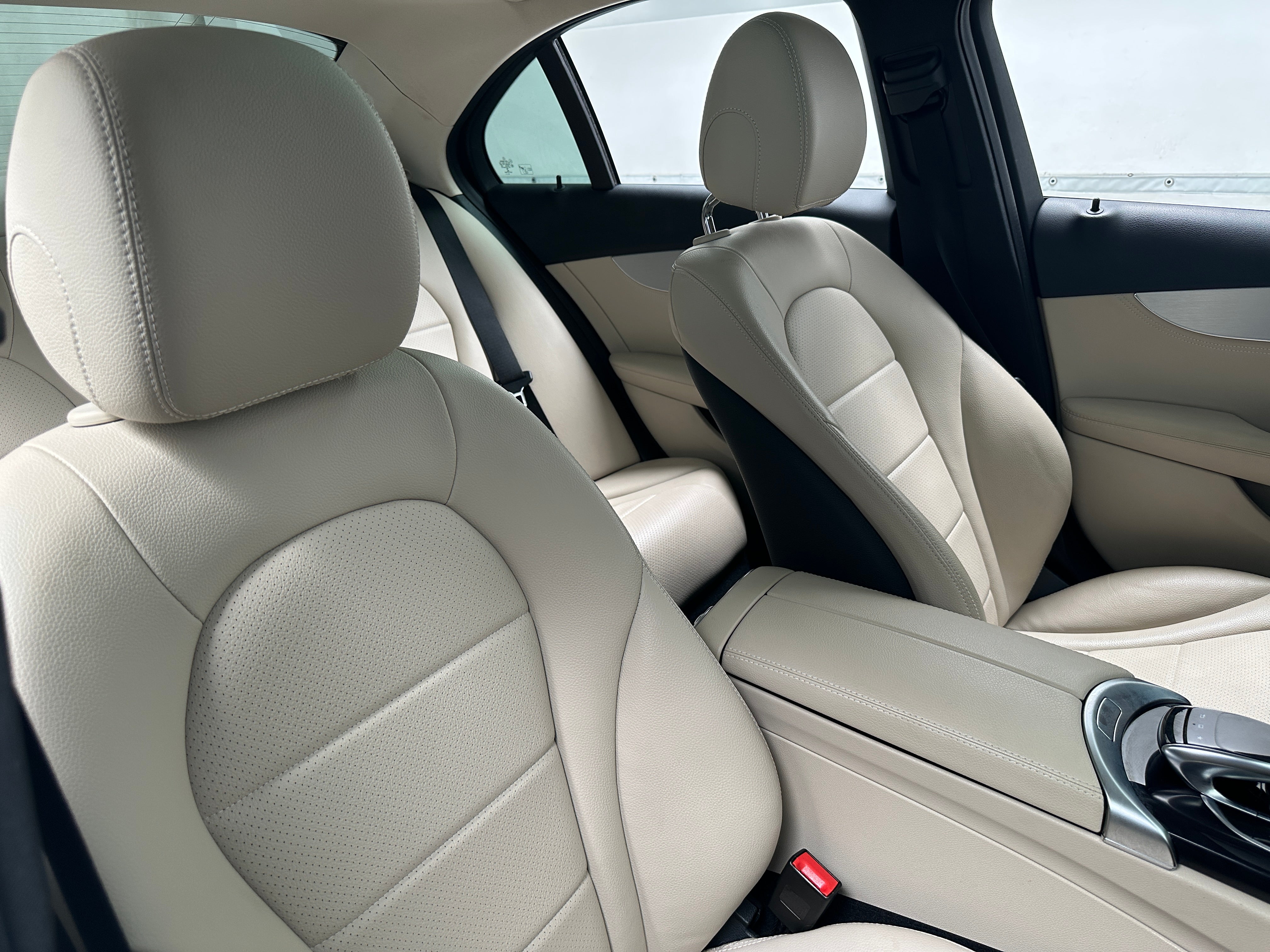 2016 Mercedes-Benz C-Class