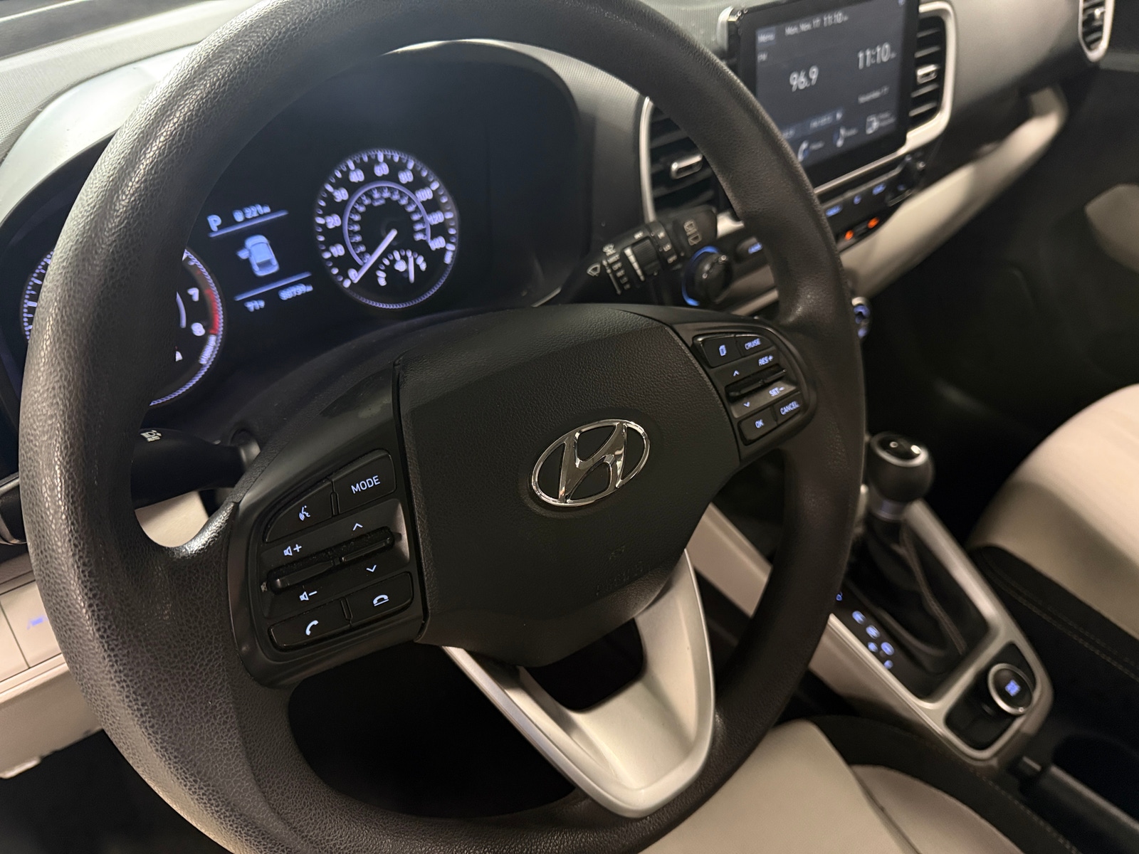 Thumbnail: 2020 Hyundai Venue - 5