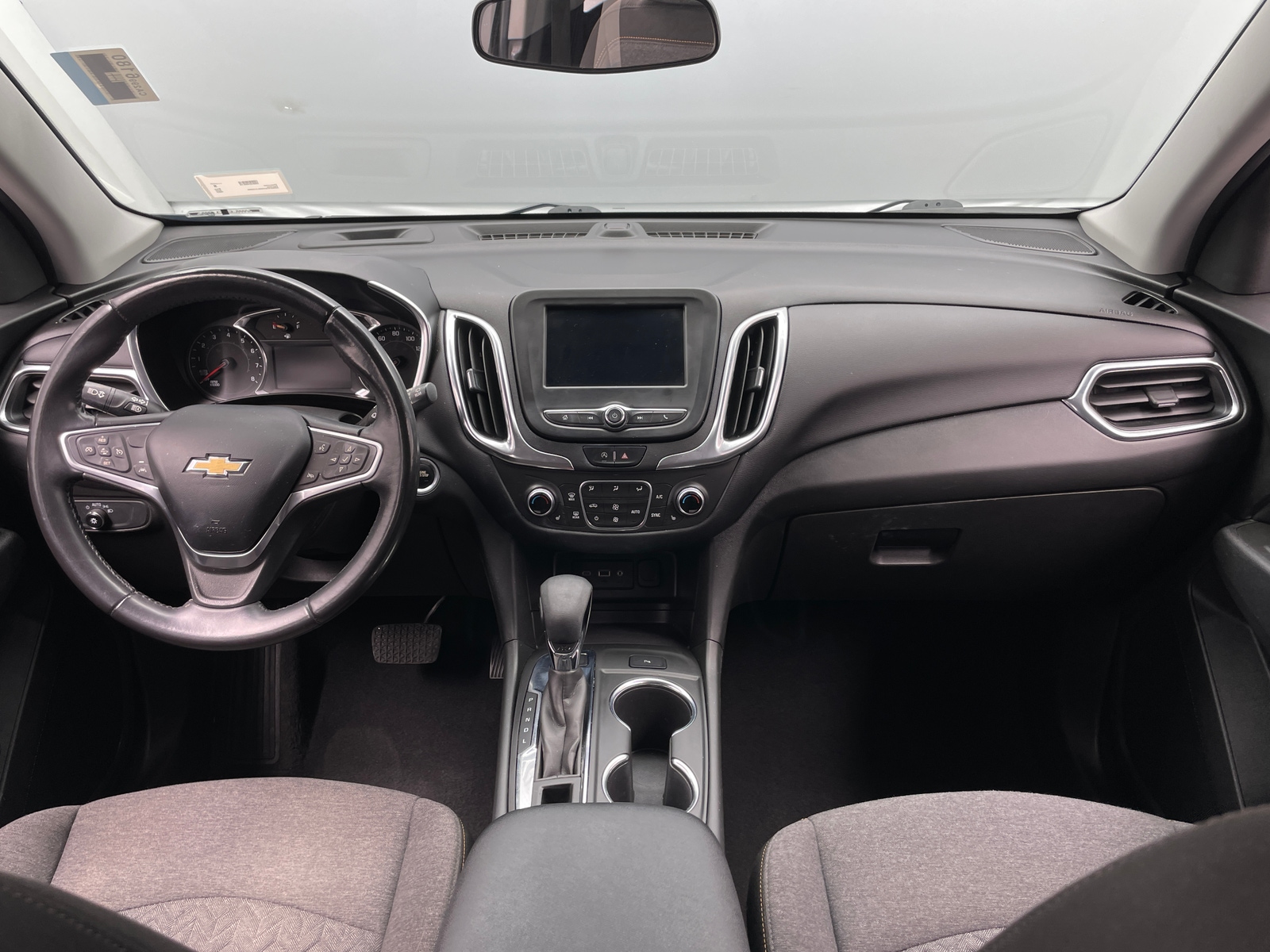 Thumbnail: 2022 Chevrolet Equinox - 3