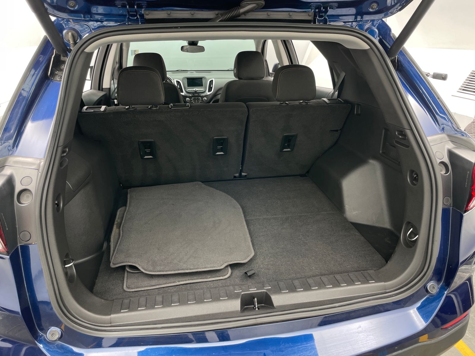 Thumbnail: 2022 Chevrolet Equinox - 7