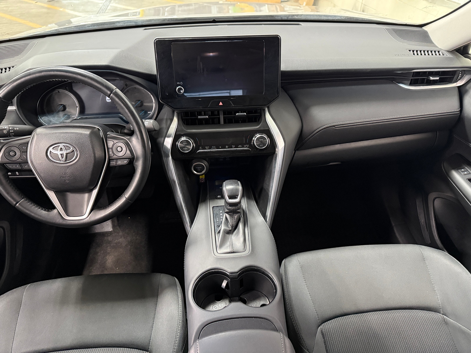 Thumbnail: 2024 Toyota Venza - 3