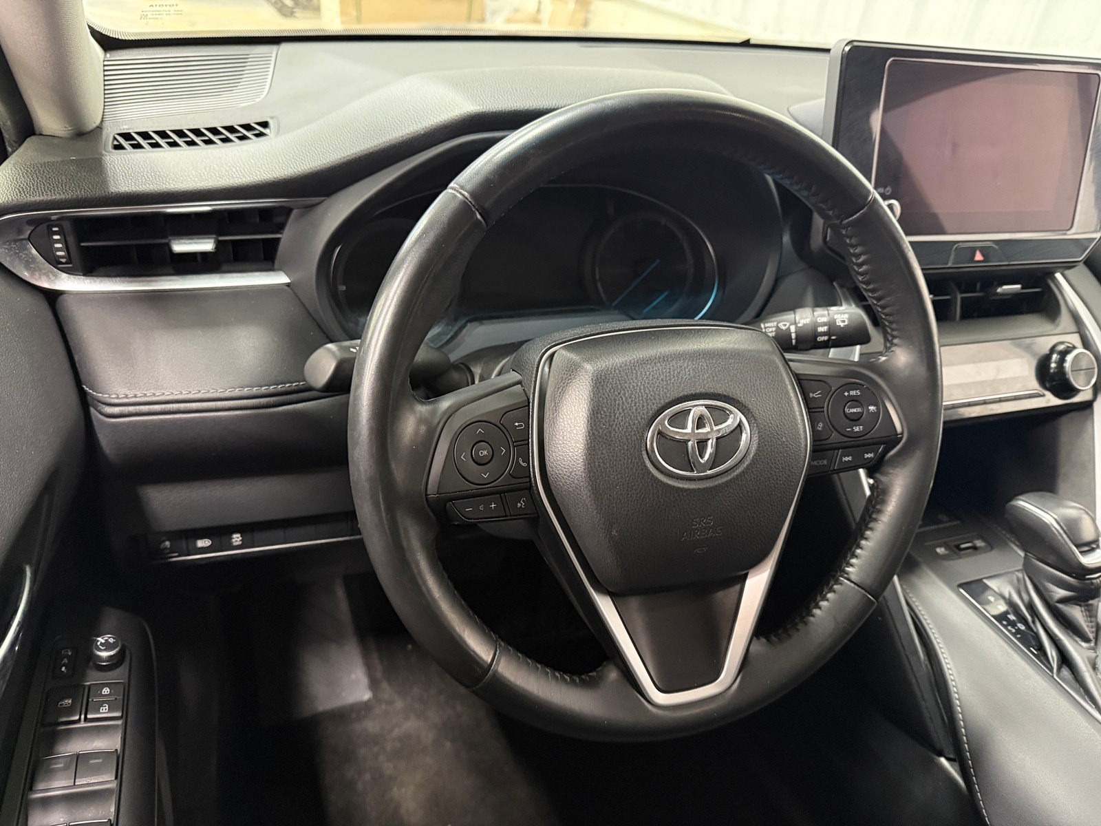 Thumbnail: 2024 Toyota Venza - 5