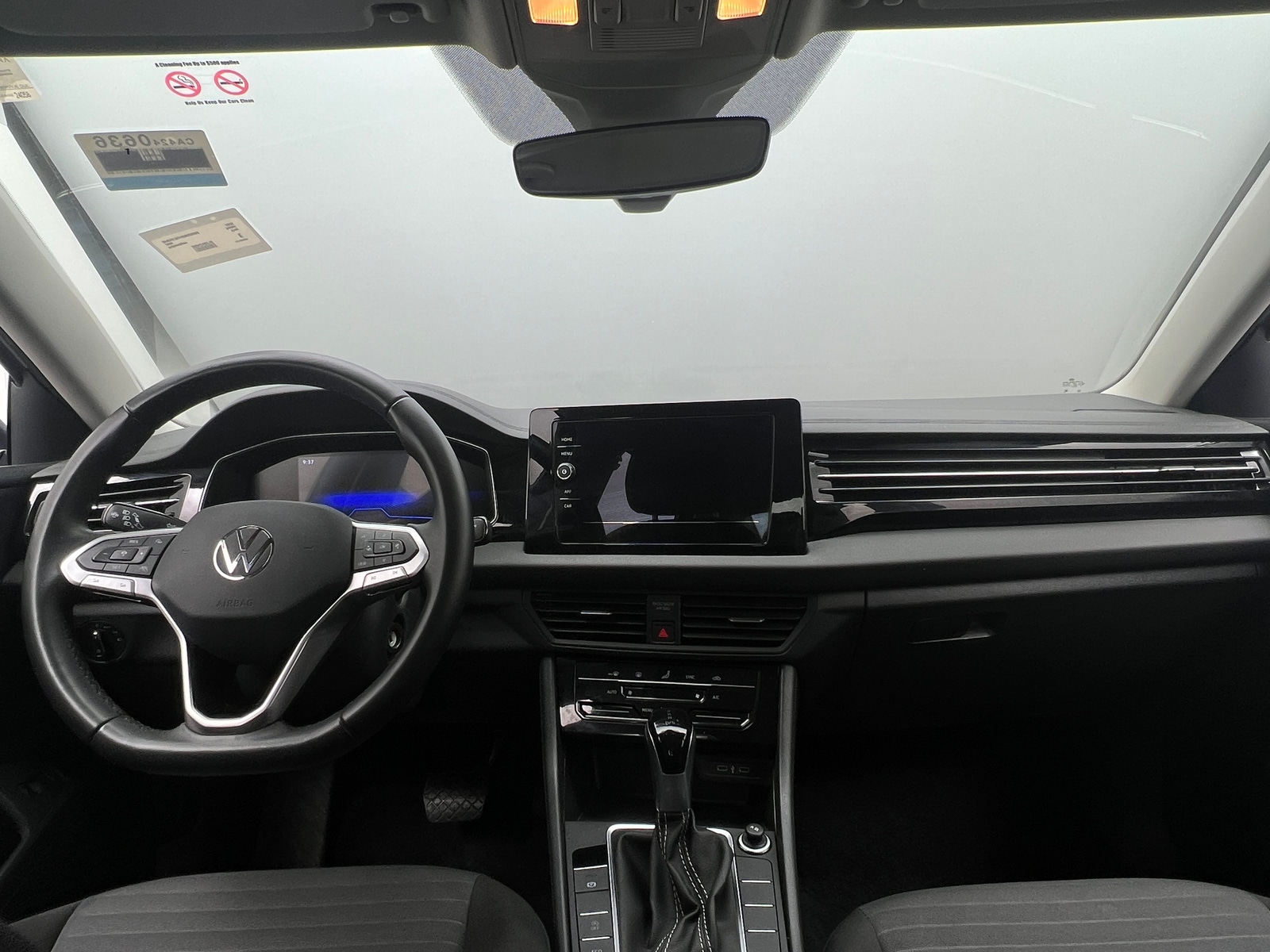 Thumbnail: 2025 Volkswagen Jetta - 3