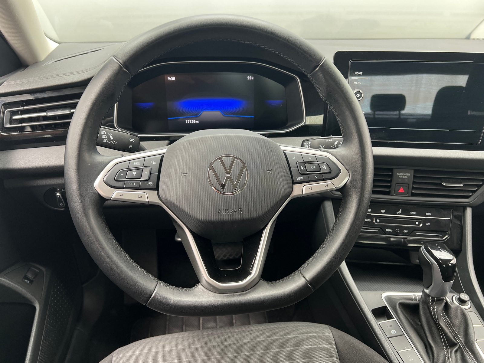 Thumbnail: 2025 Volkswagen Jetta - 5