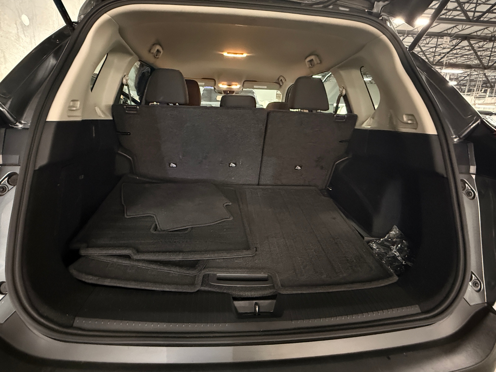 Thumbnail: 2023 Nissan Rogue - 7