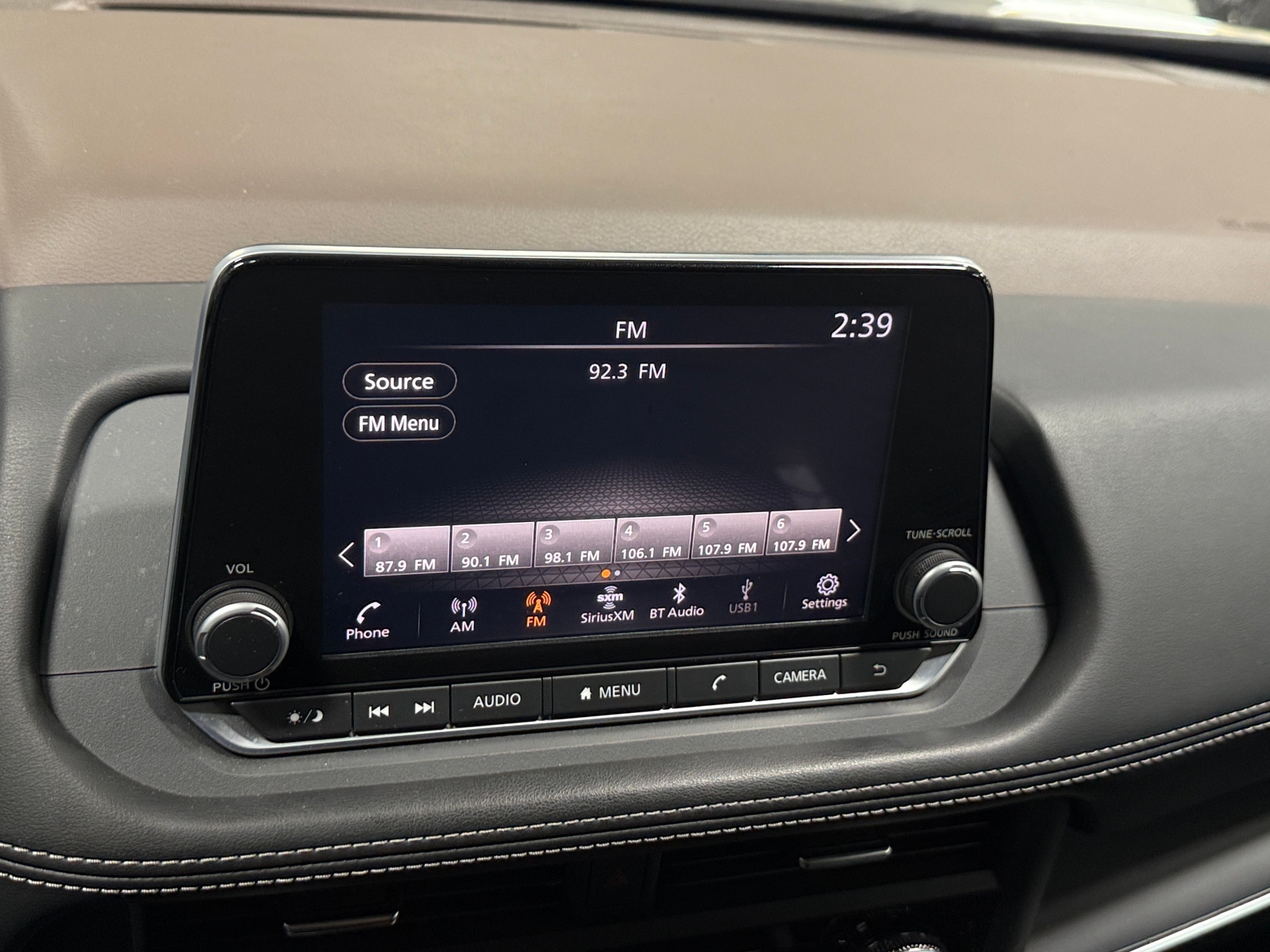 Thumbnail: 2023 Nissan Rogue - 4