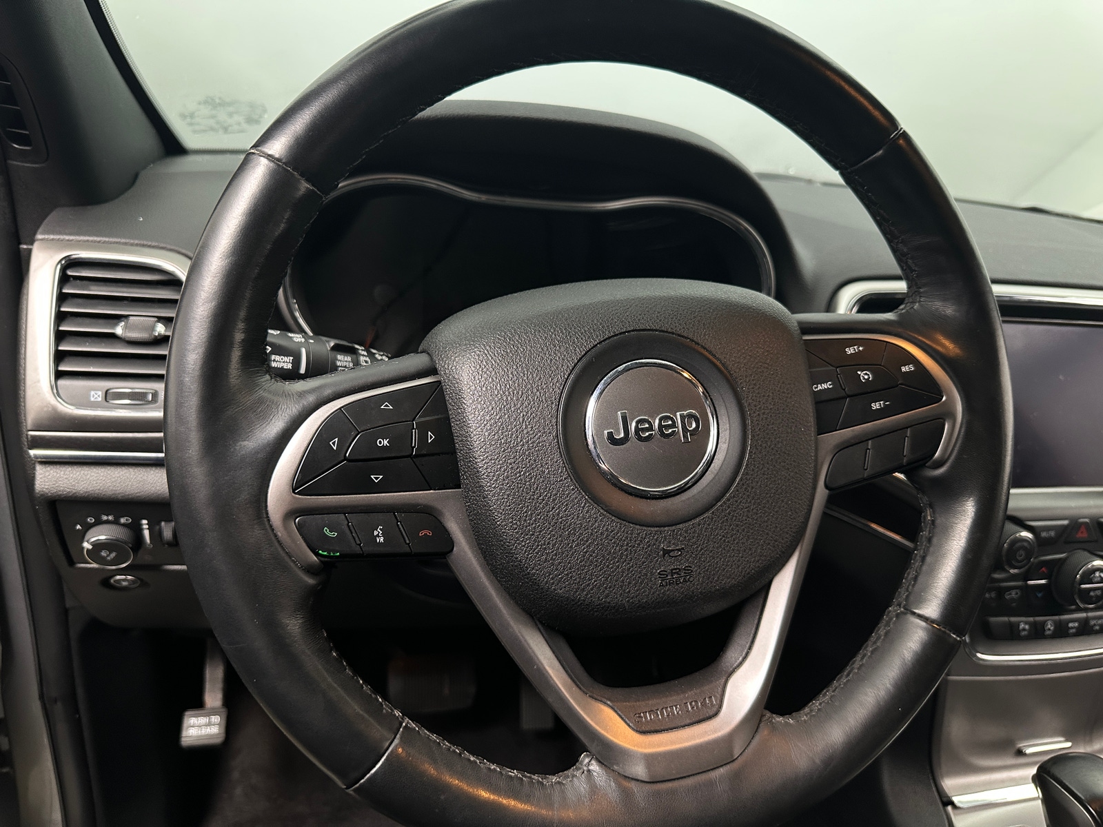 Thumbnail: 2018 Jeep Grand Cherokee - 4