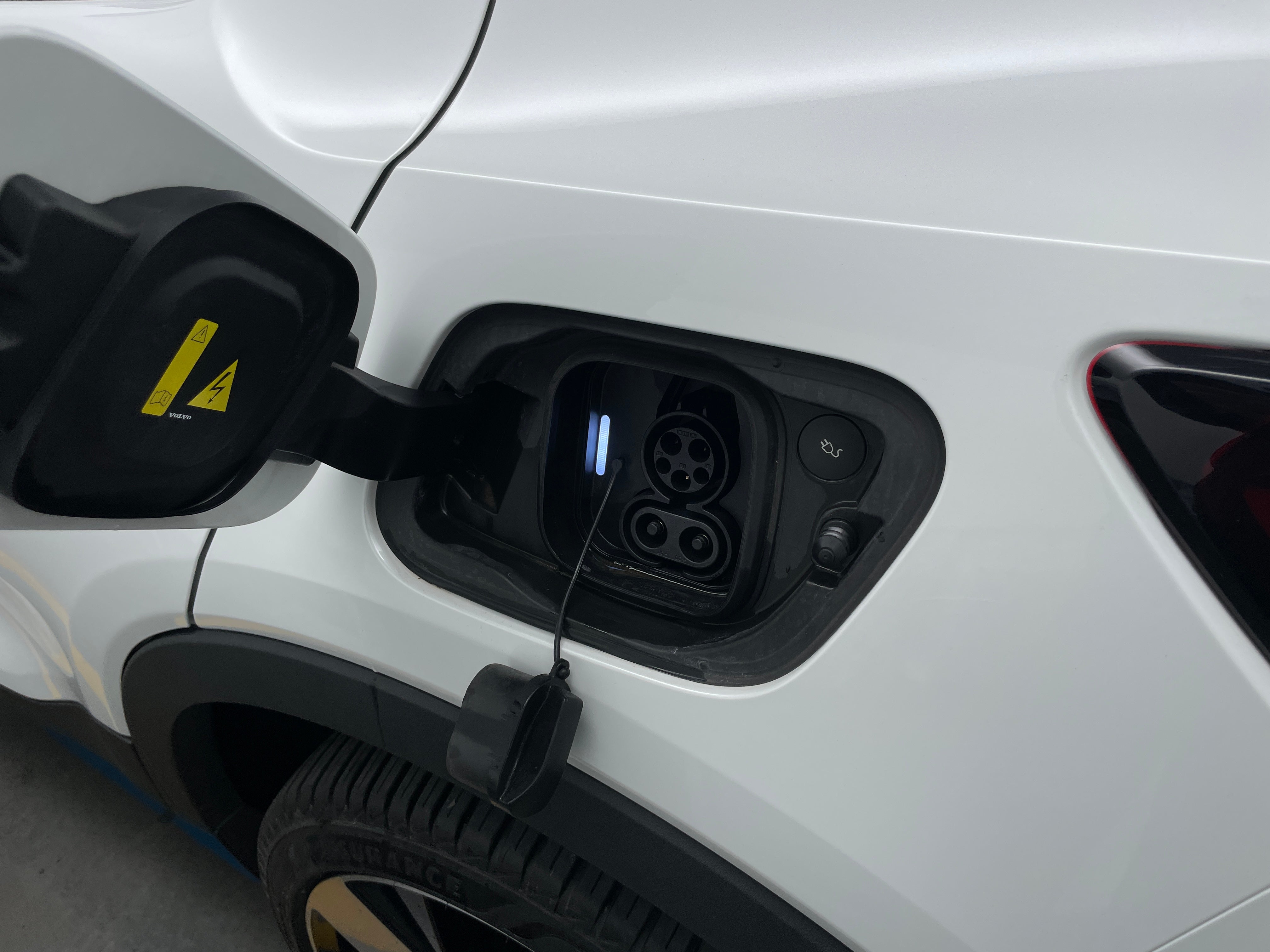 Used 2023 Volvo C40 Ultimate with VIN YV4ED3GM0P2043432 for sale in Oak Creek, WI