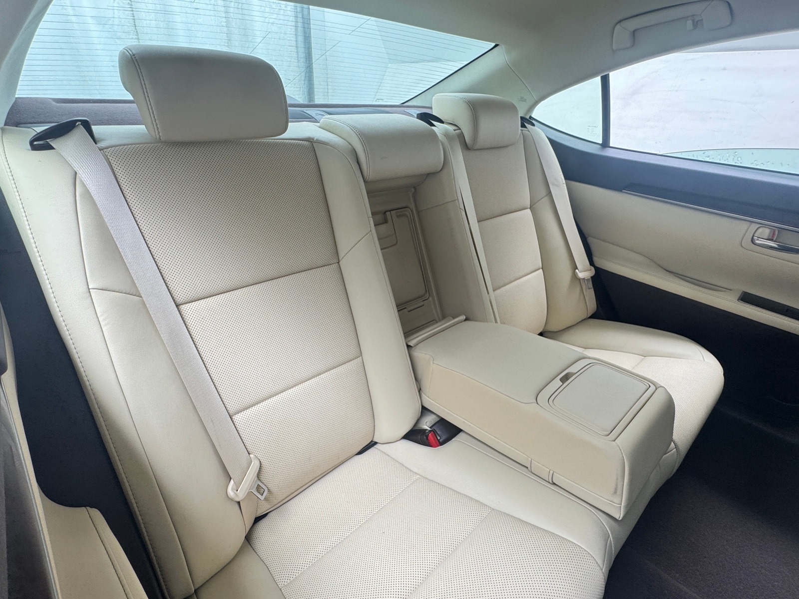 Thumbnail: 2018 Lexus ES - 5