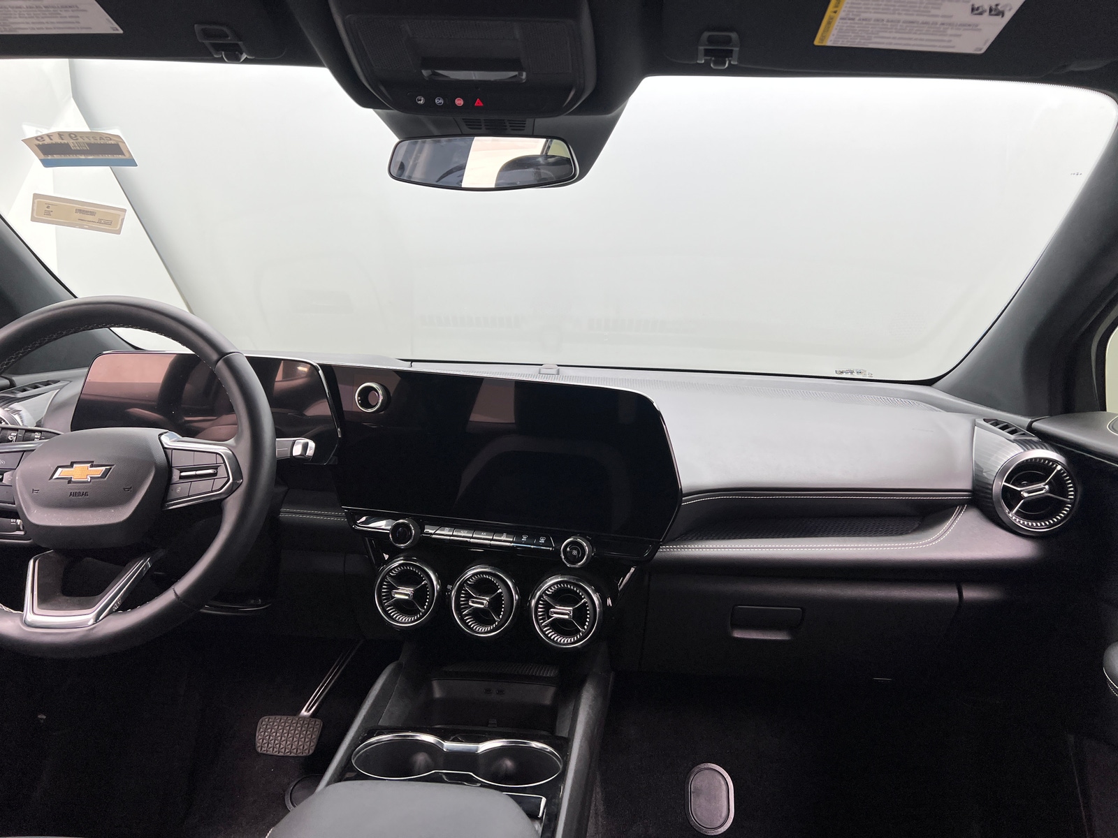 Thumbnail: 2024 Chevrolet Blazer EV - 3