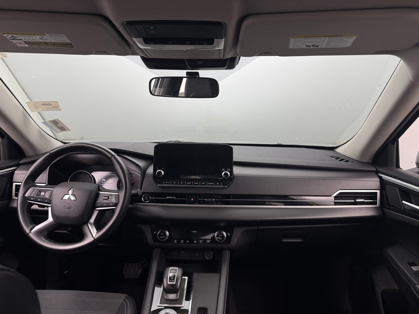 Thumbnail: 2024 Mitsubishi Outlander - 2