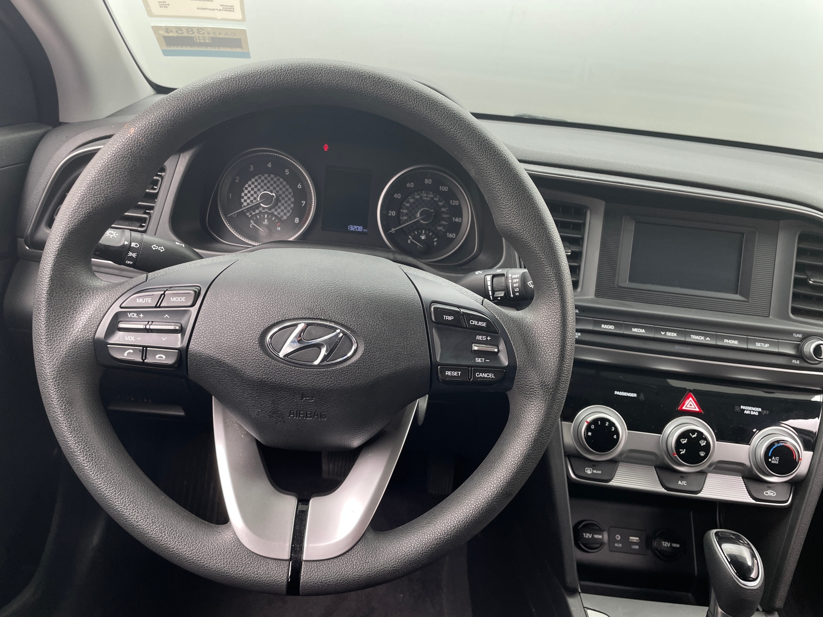 Thumbnail: 2019 Hyundai Elantra - 5