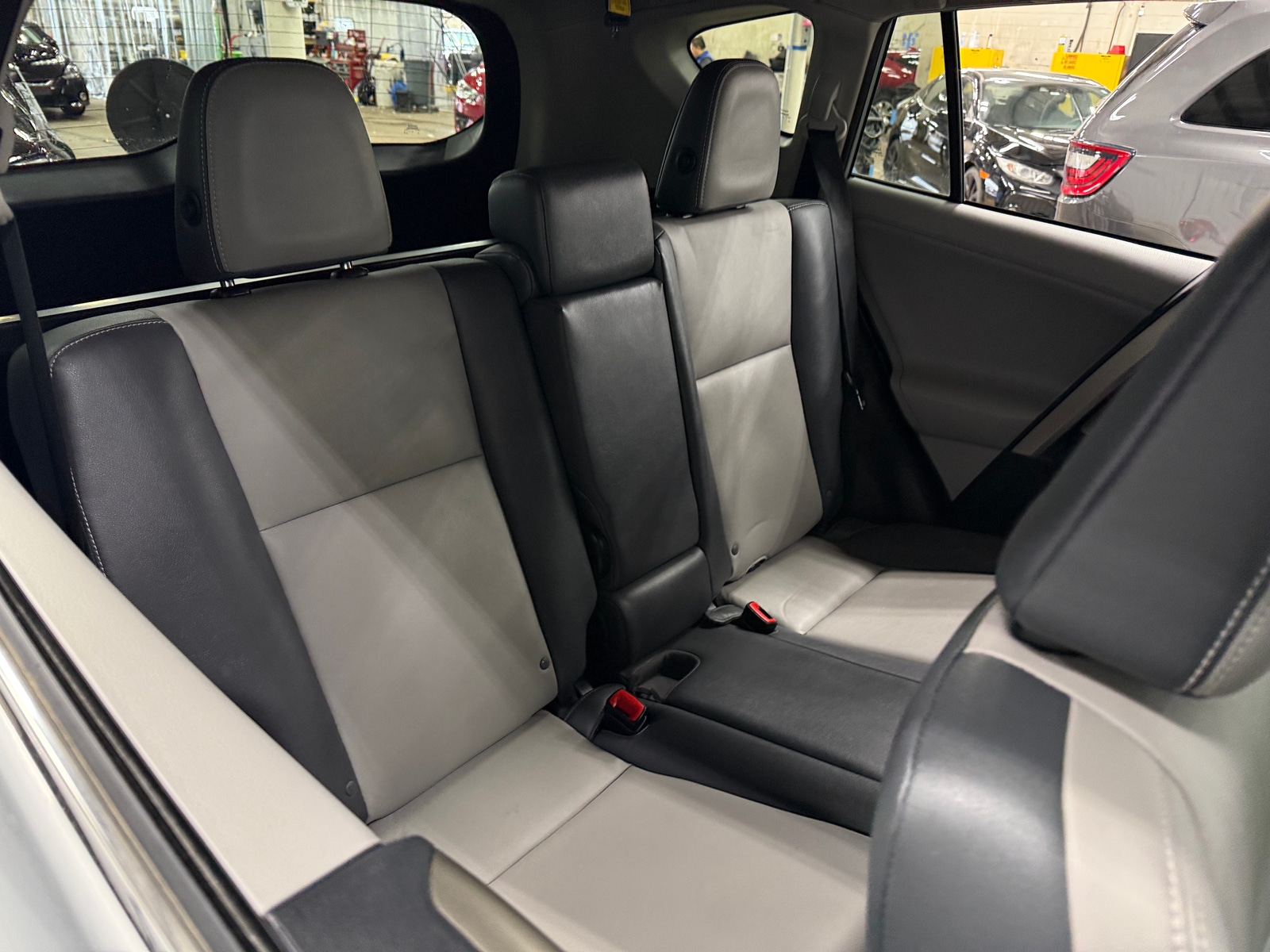 Thumbnail: 2013 Toyota RAV4 - 5