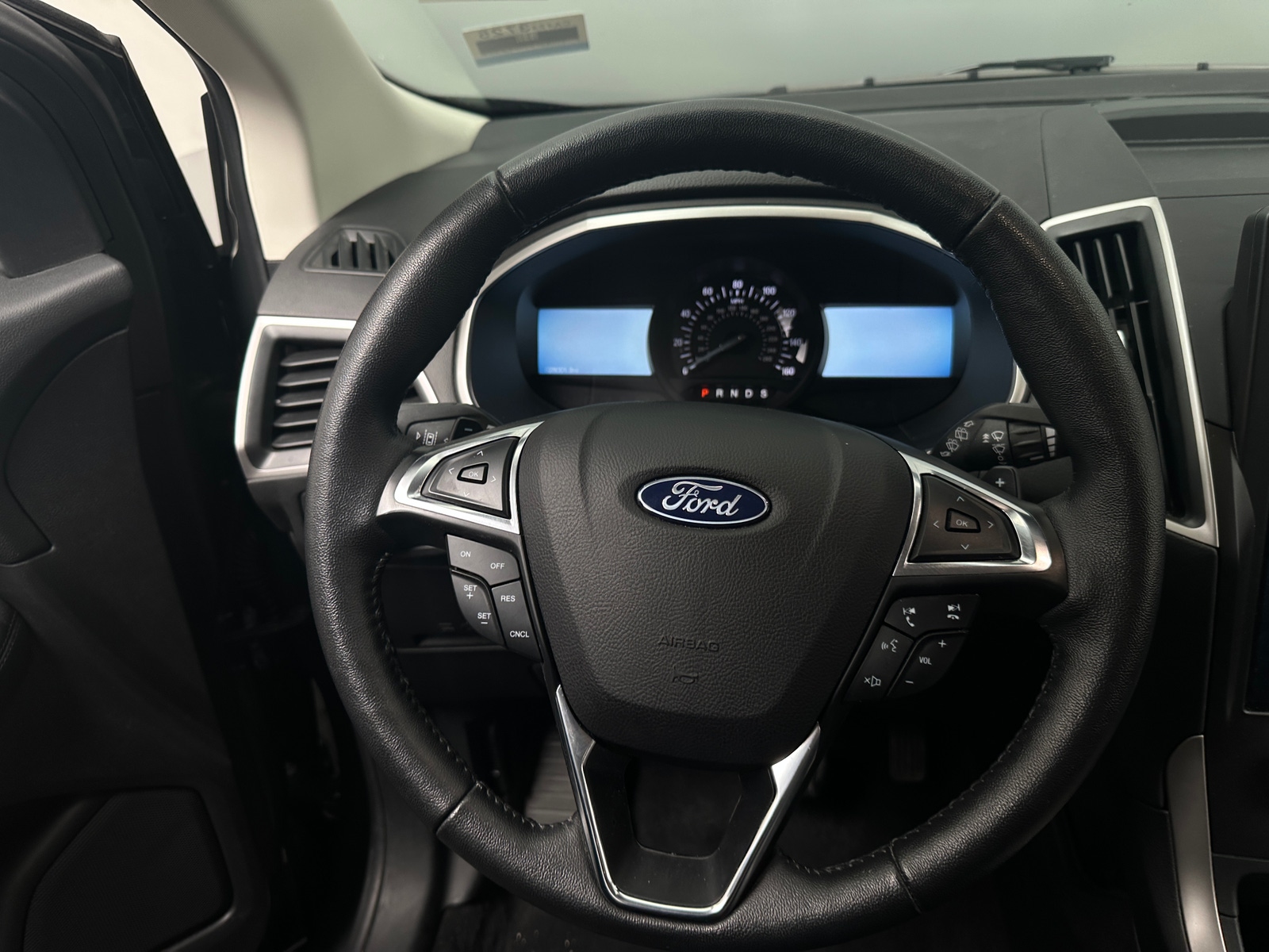 Thumbnail: 2021 Ford Edge - 5