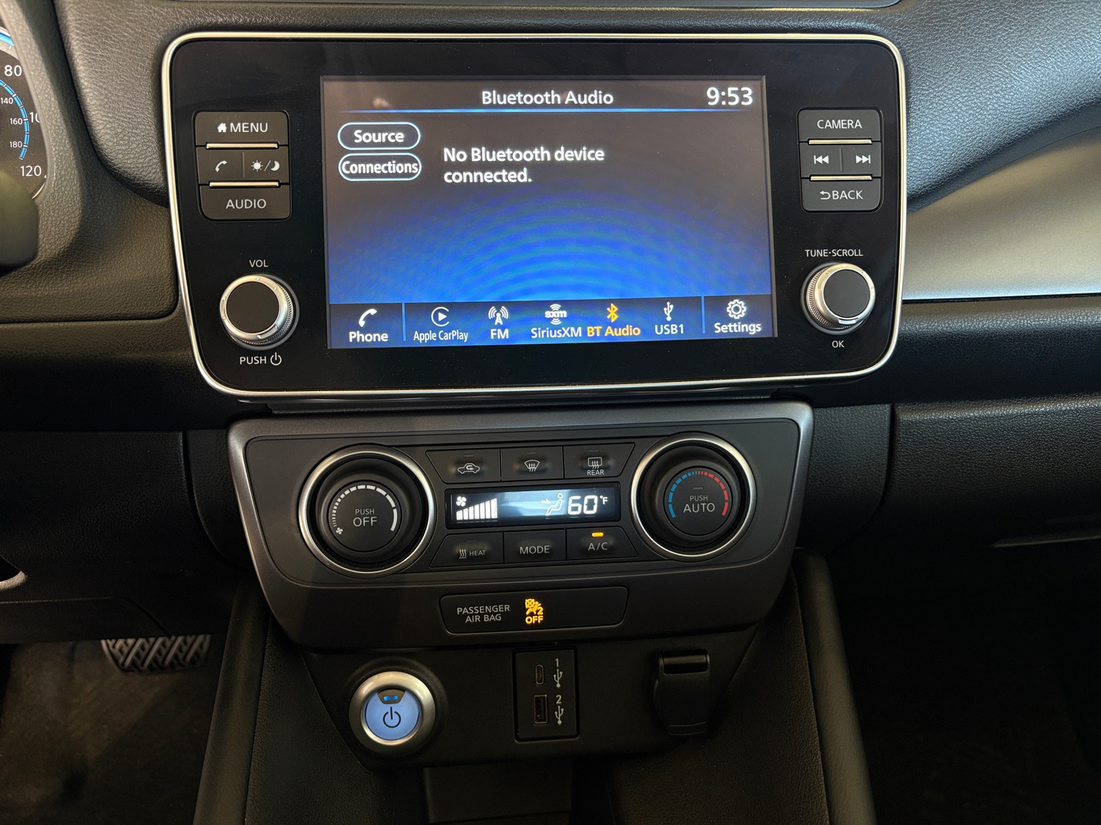 Thumbnail: 2025 Nissan Leaf - 4