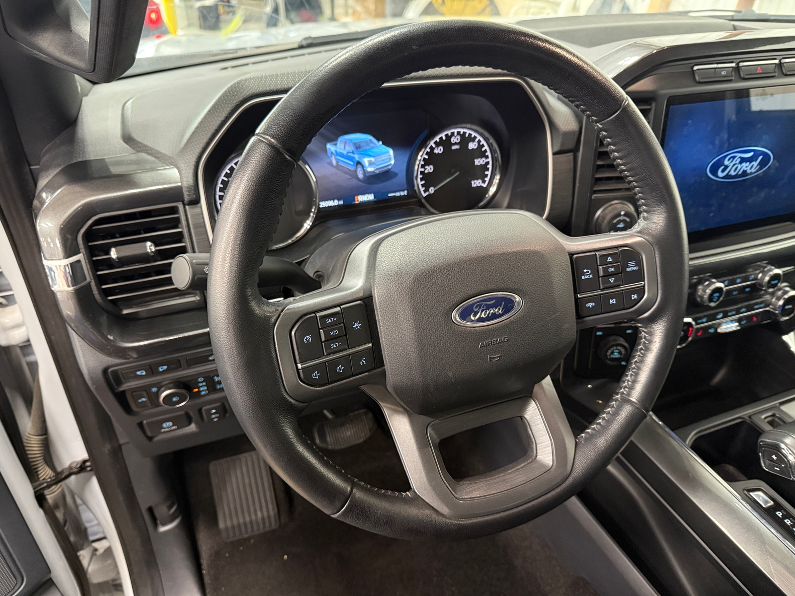 Thumbnail: 2022 Ford Econoline - 5