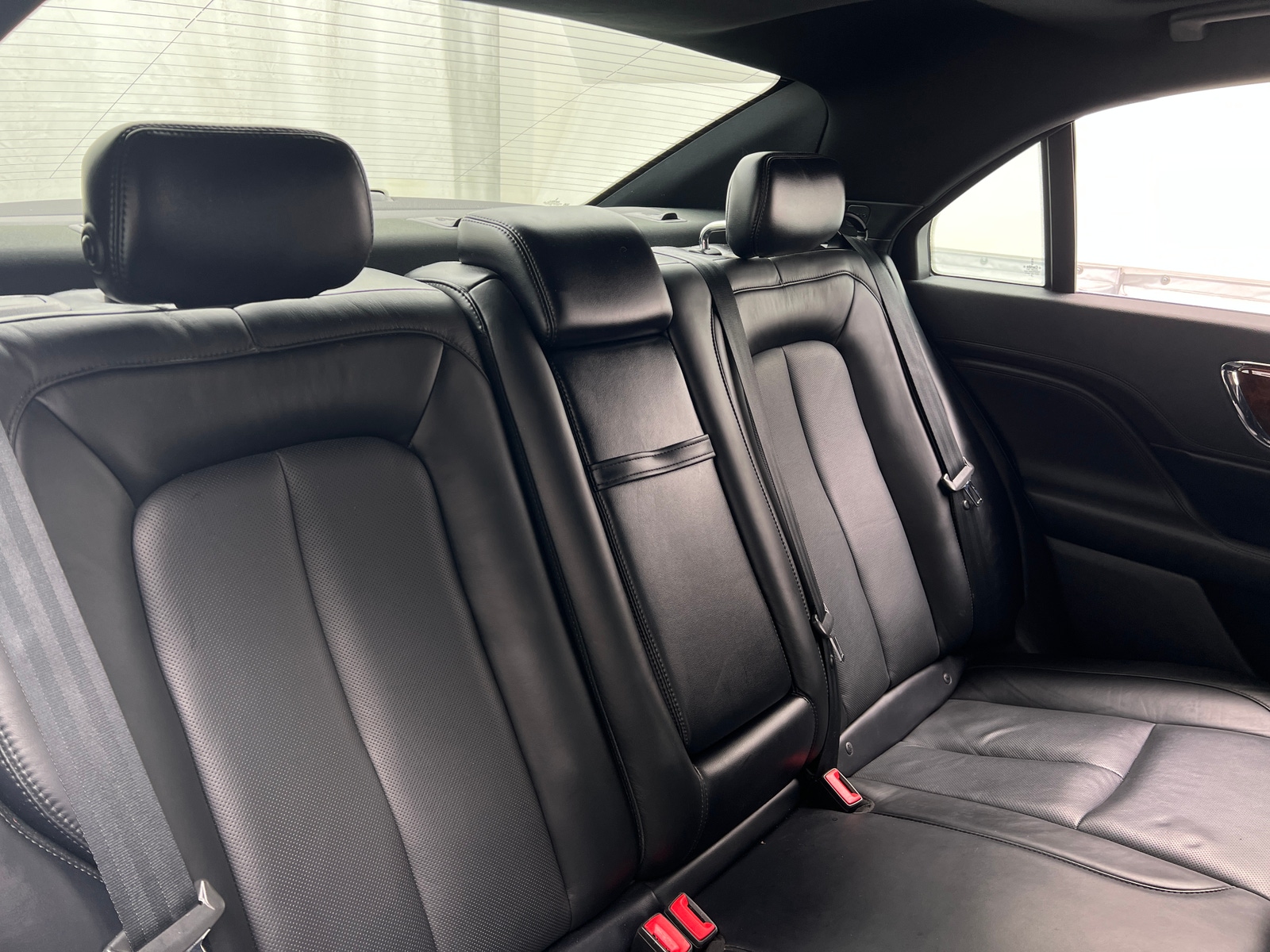 Thumbnail: 2017 Lincoln Continental - 5