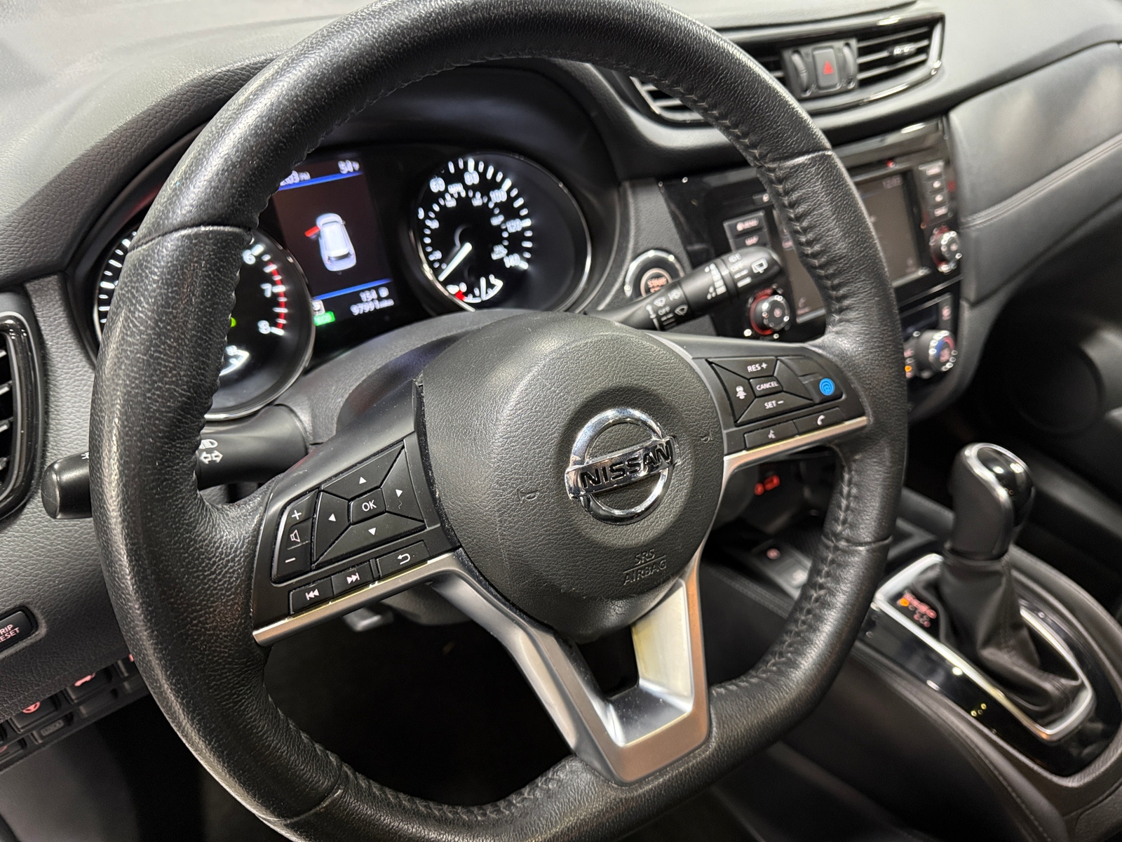 Thumbnail: 2019 Nissan Rogue - 4