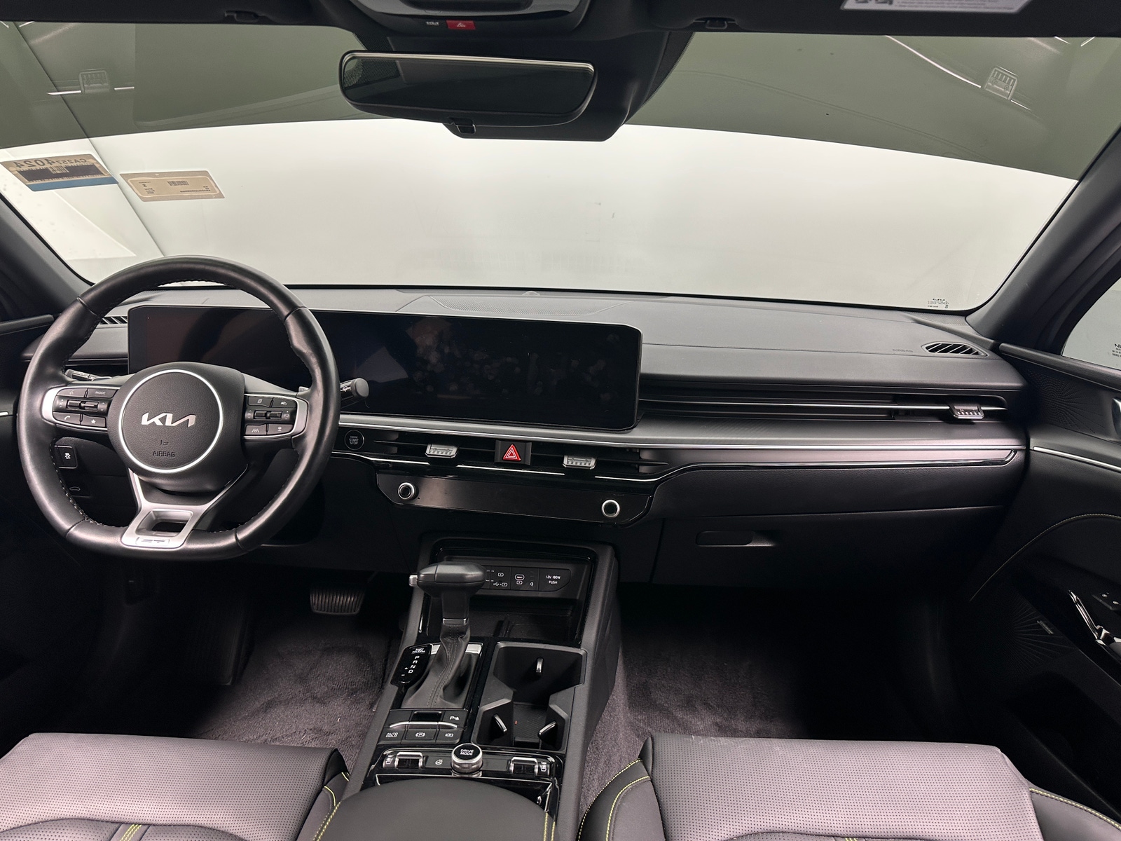 Thumbnail: 2025 Kia K5 - 2