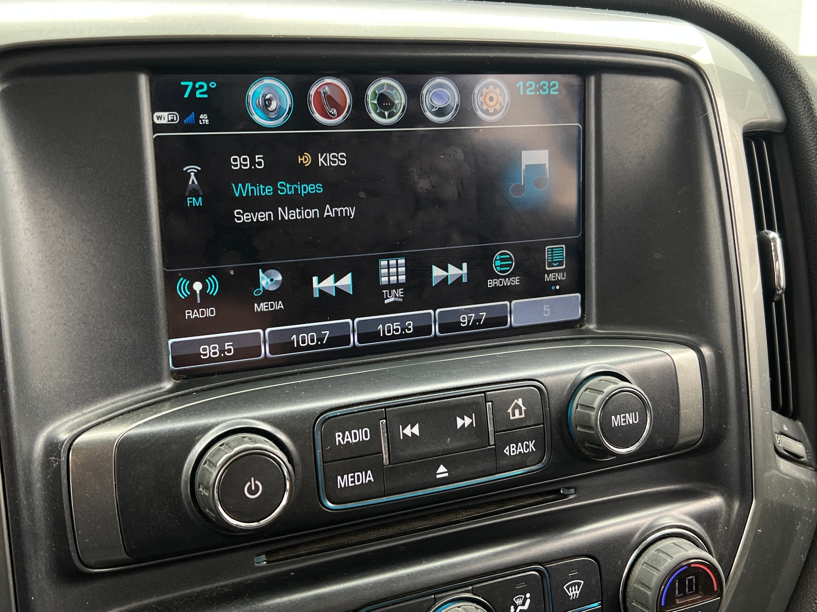 Thumbnail: 2017 Chevrolet Silverado 1500 - 4