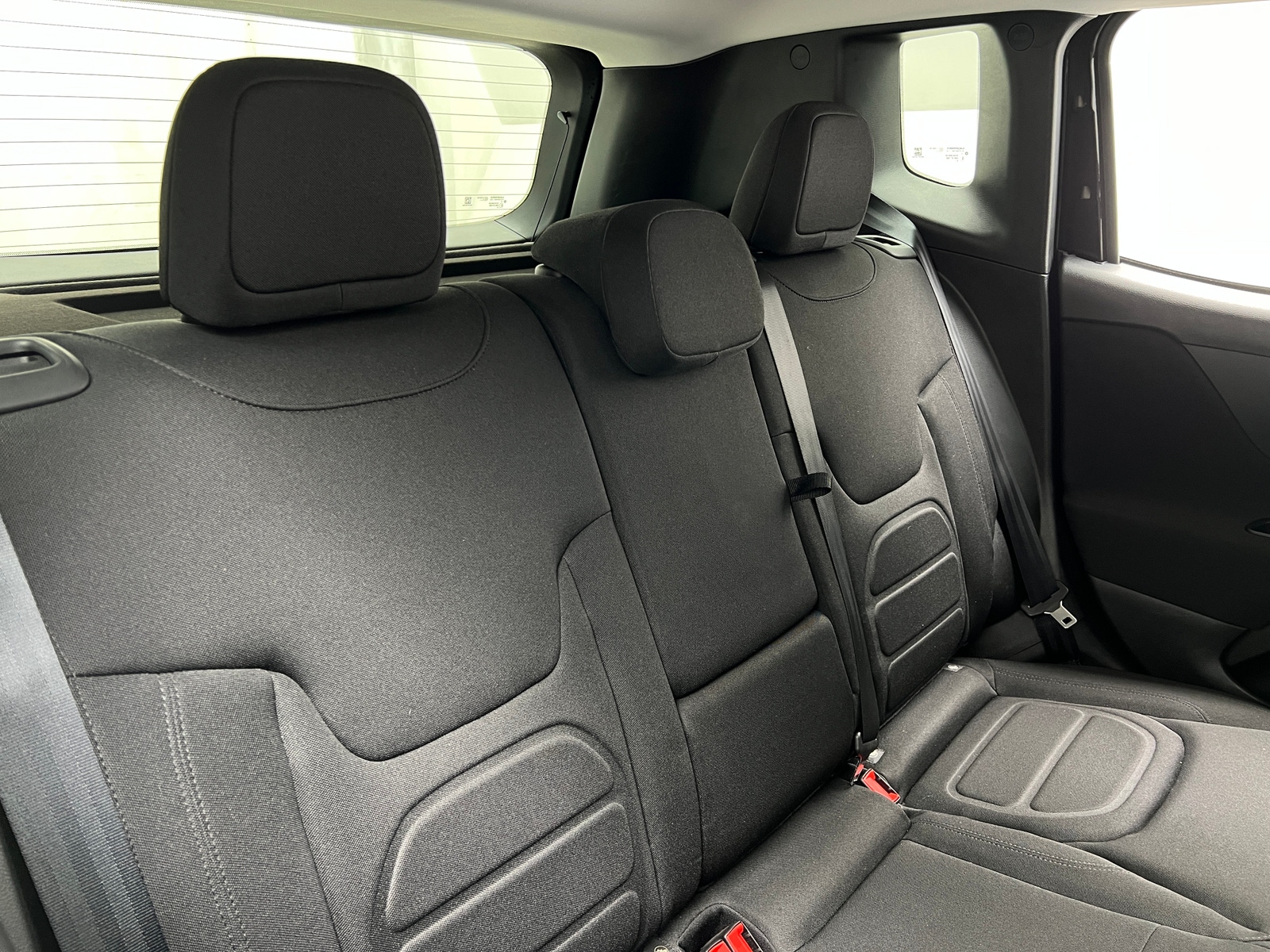 Thumbnail: 2021 Jeep Renegade - 6