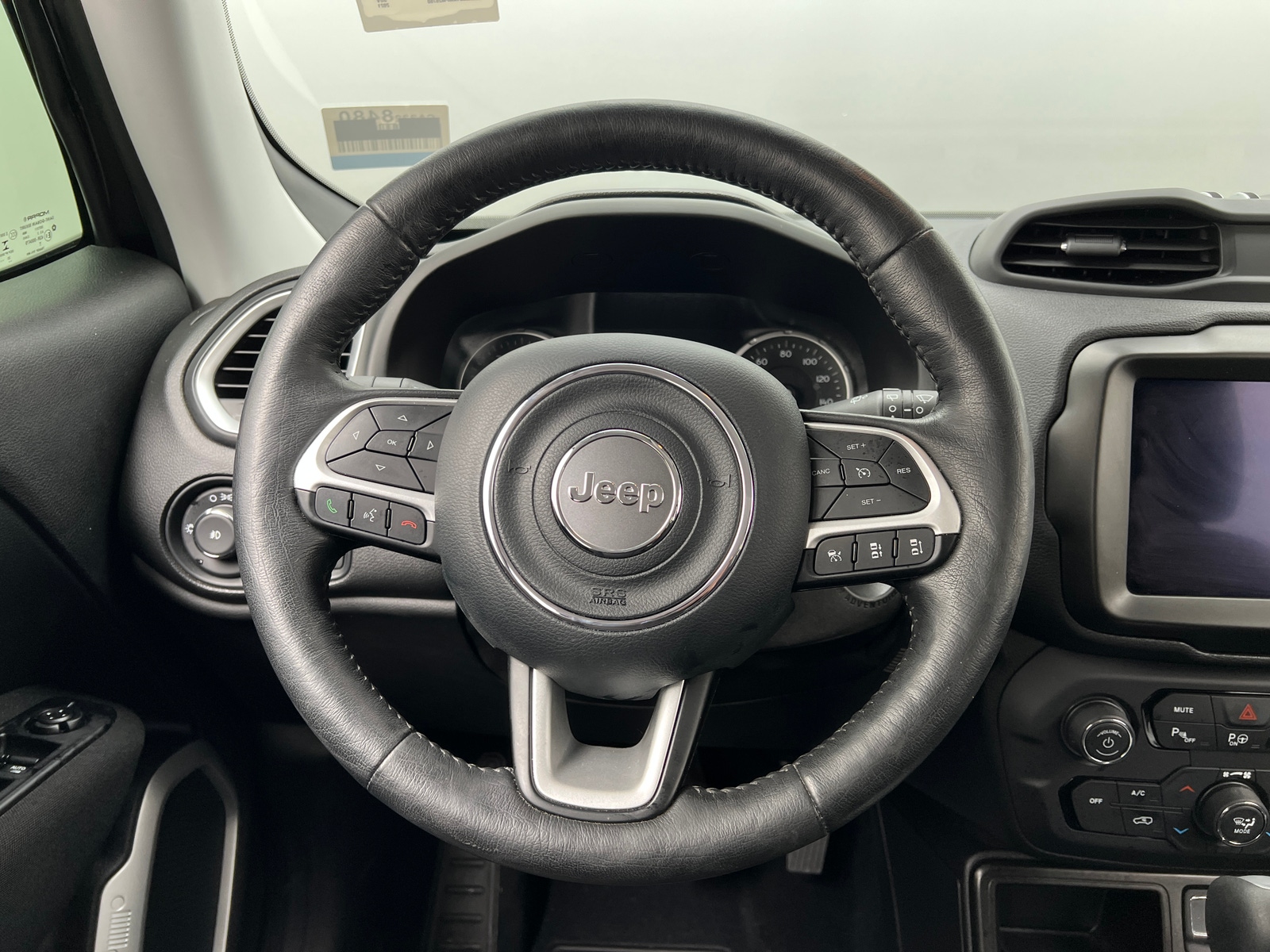 Thumbnail: 2021 Jeep Renegade - 5