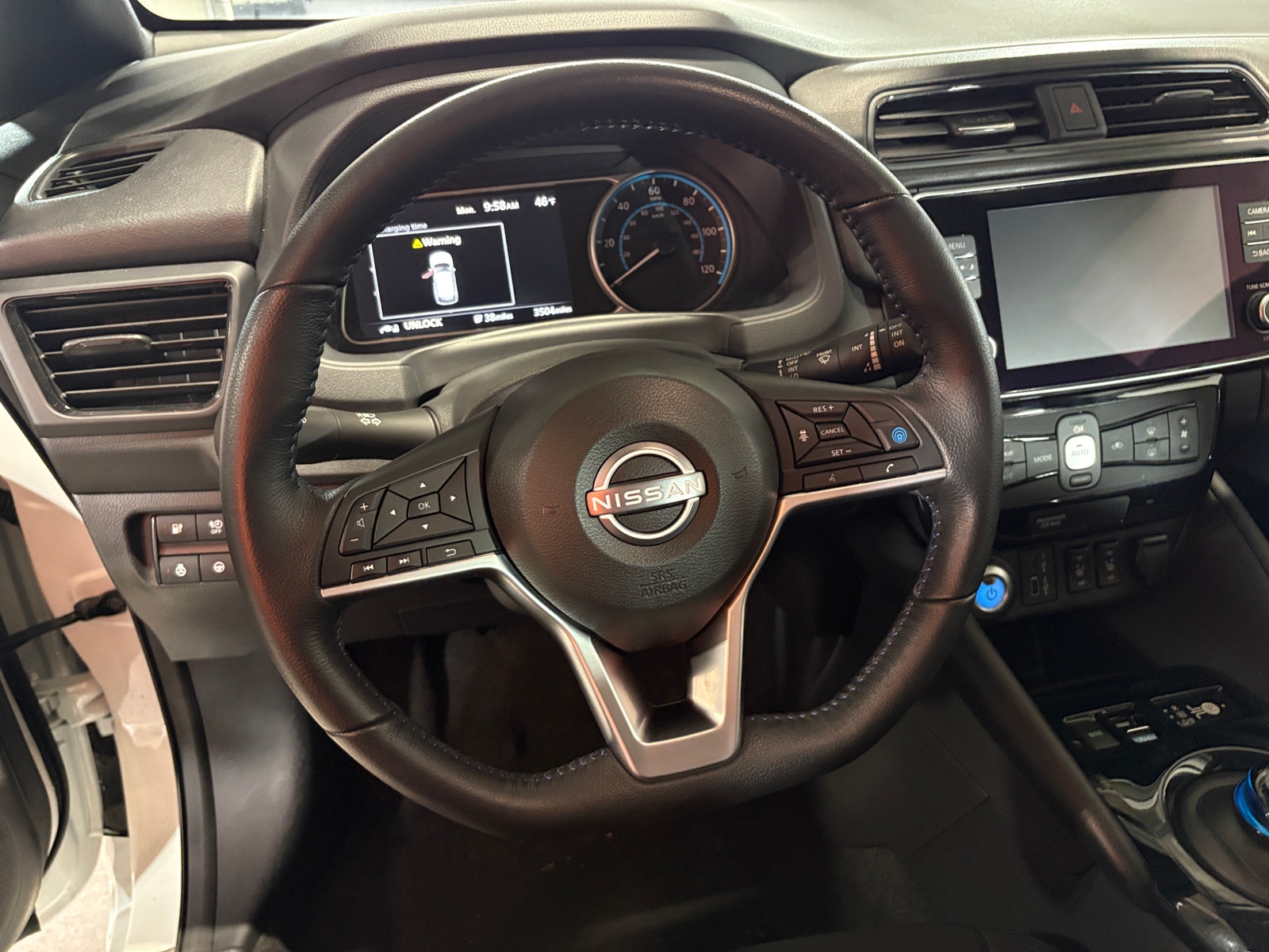 Thumbnail: 2025 Nissan Leaf - 5